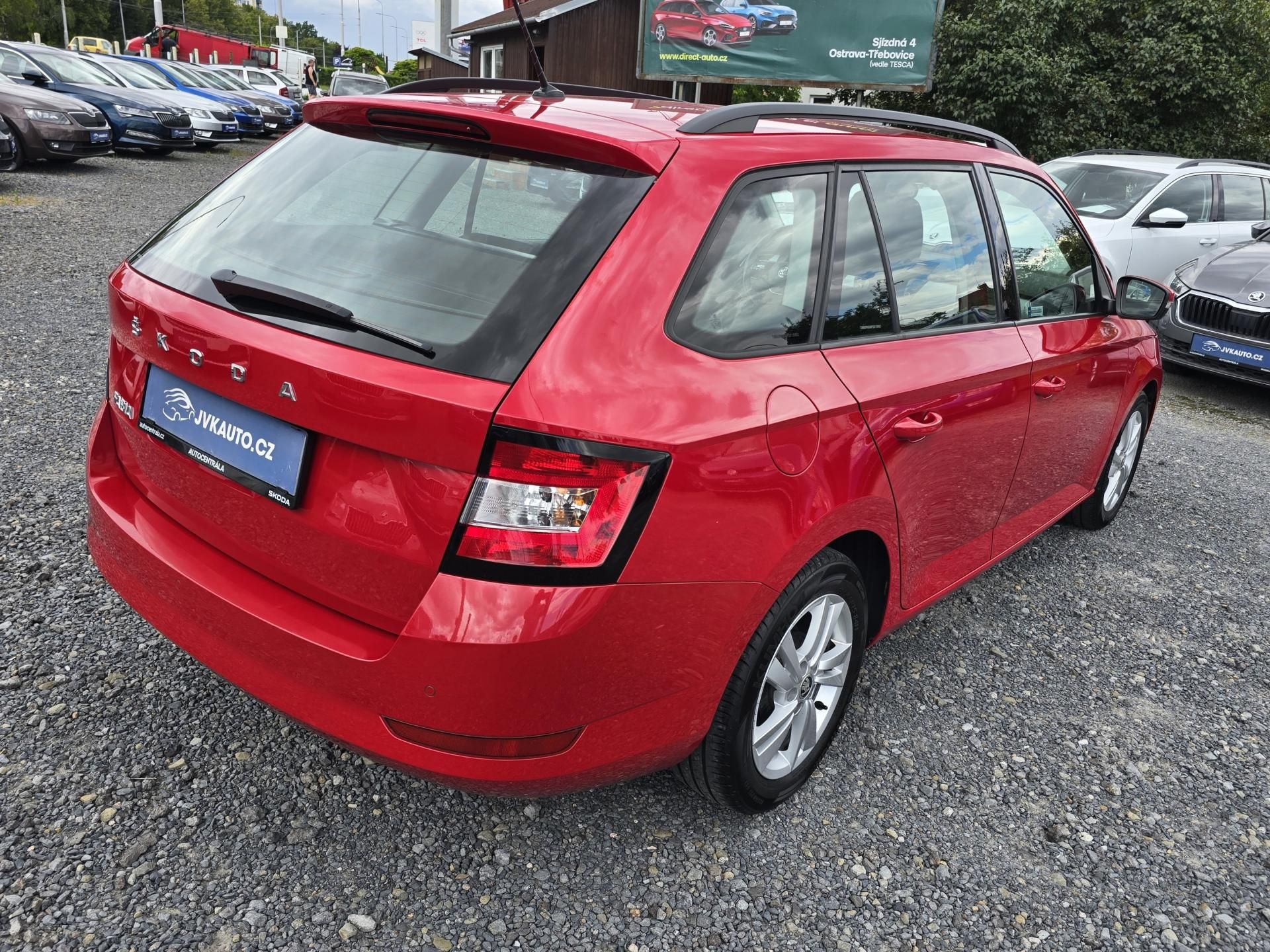 Škoda Fabia, 1.0TSI 70KW TOUR SmartLink ČR - fotka 4