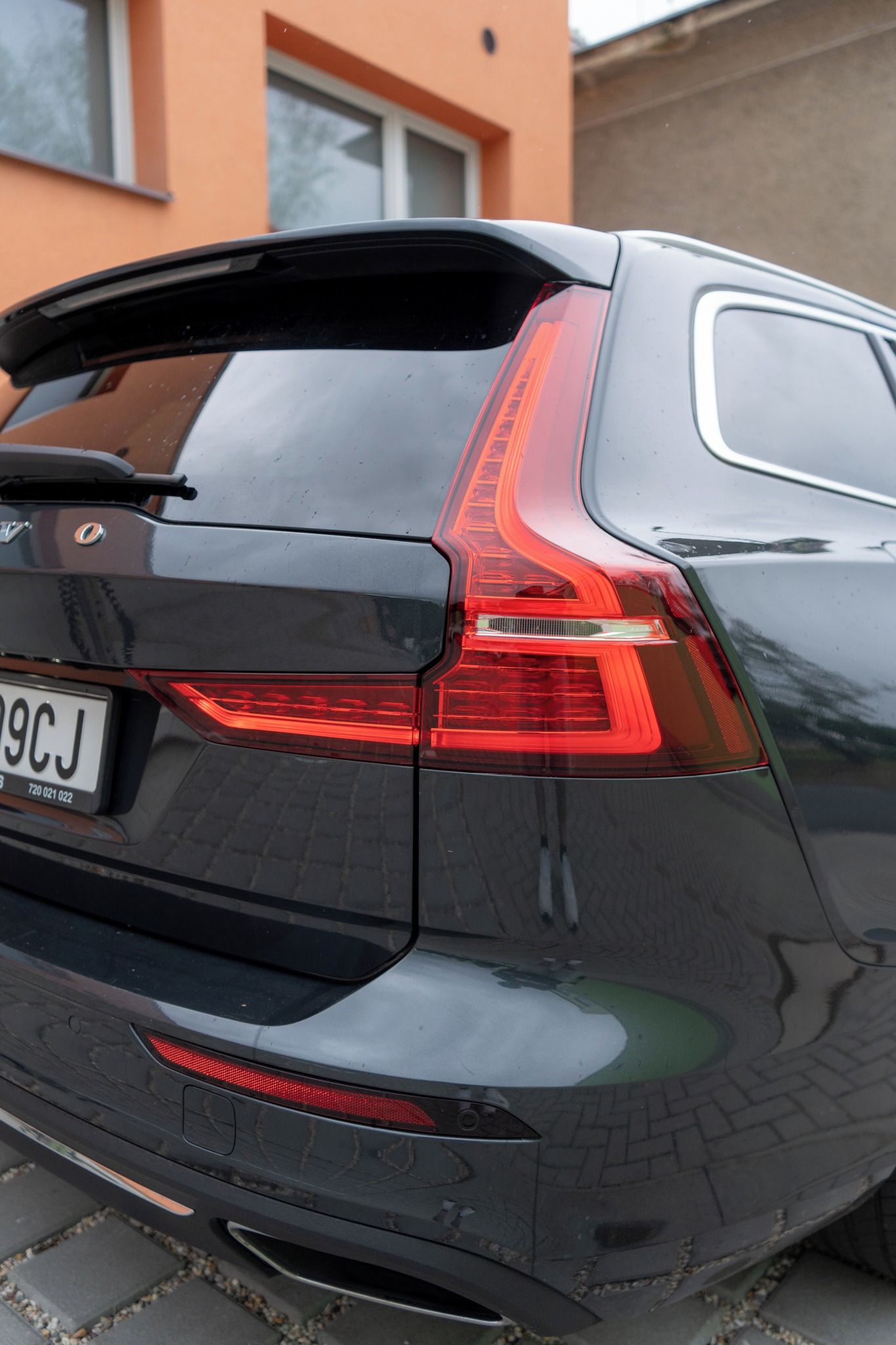 Volvo V60, Volvo V60 Twin Engine - fotka 5