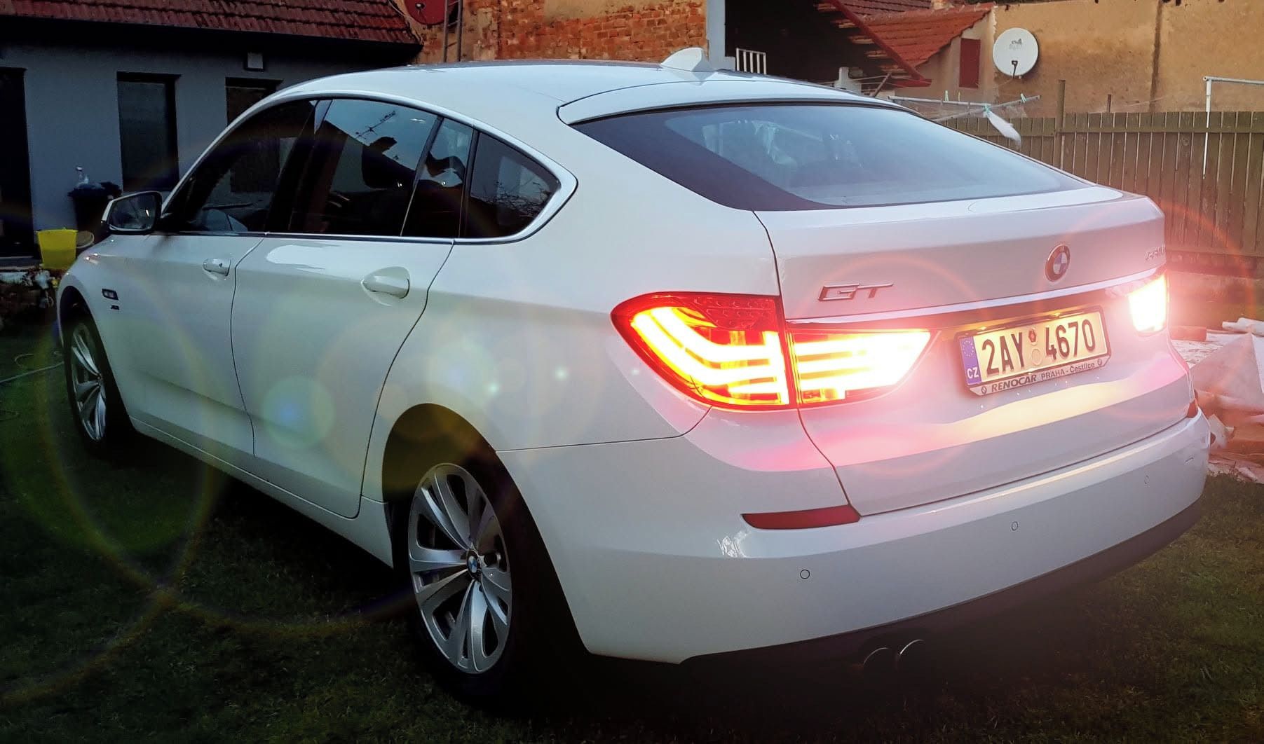BMW Řada 5, BMW 530d GT xDrive 180kW - fotka 2