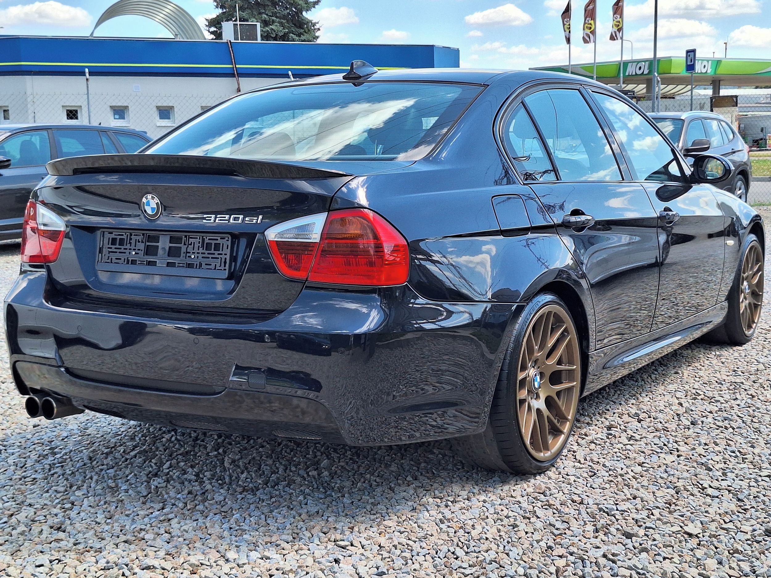 BMW Řada 3, 320si EXTRA VÝBAVA - fotka 3