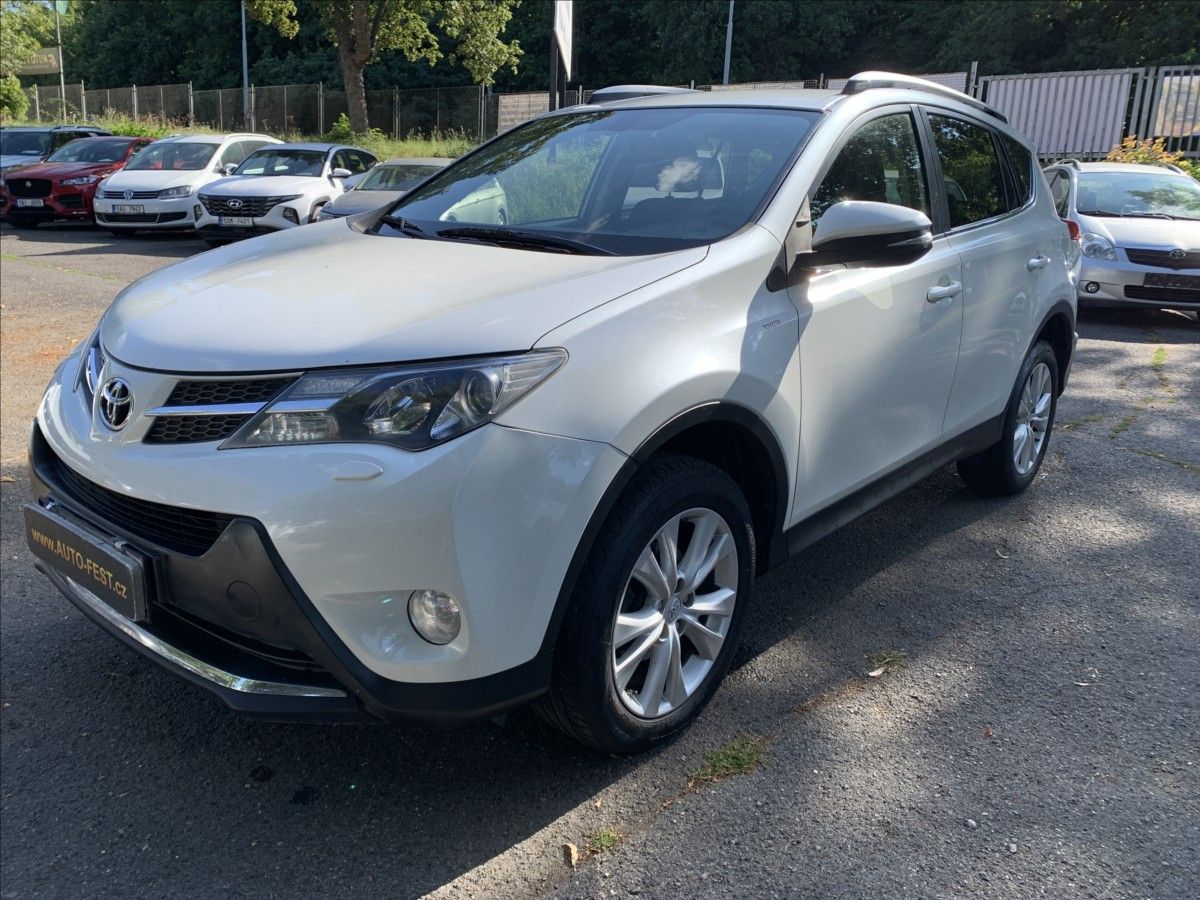Toyota Rav4, 2,2 D-4D AWD,ČR