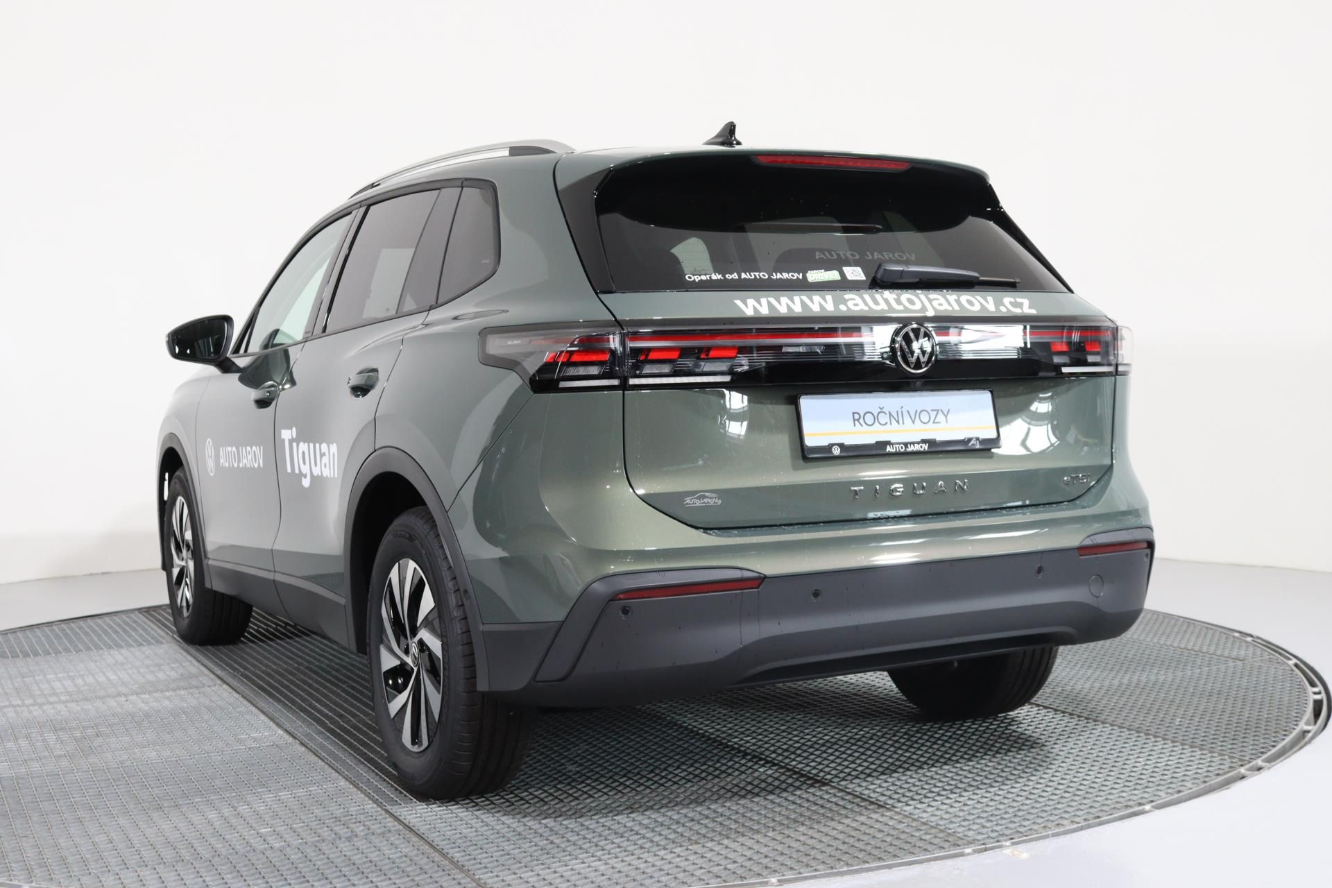 Volkswagen Tiguan, People 1,5 eTSI 110 kW mHEV - fotka 3