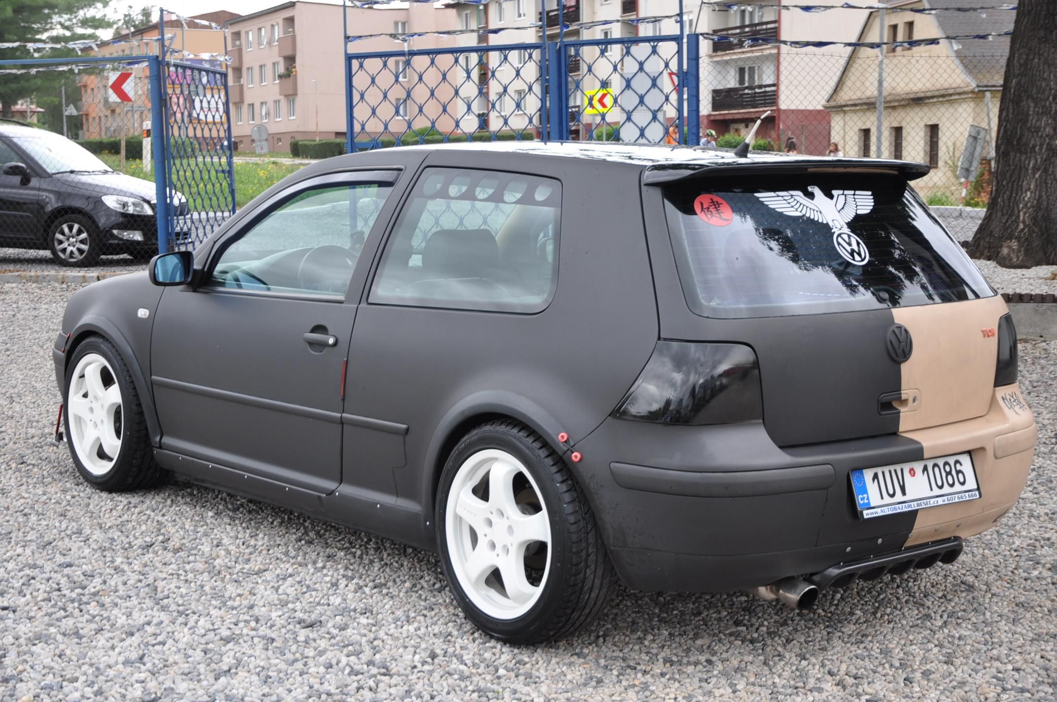Volkswagen Golf, IV 1.9TDi 66kW 3dv. - fotka 4