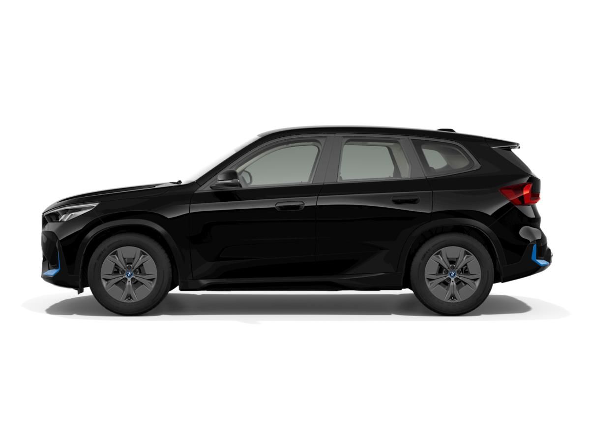 BMW iX1, xDrive30 - fotka 4