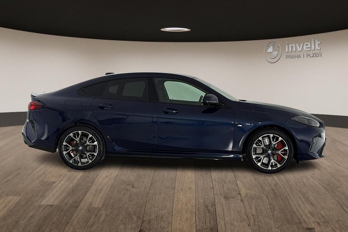 BMW Řada 2, 220 Gran Coupe - fotka 2