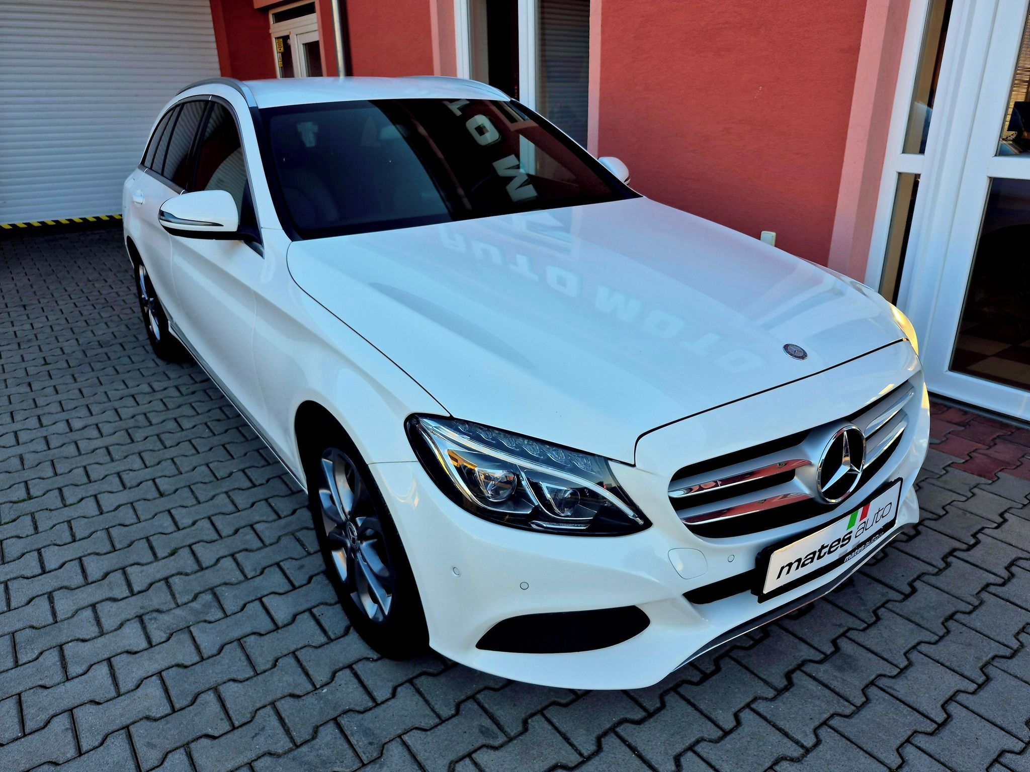 Mercedes-Benz Třídy C, 150kW - fotka 5