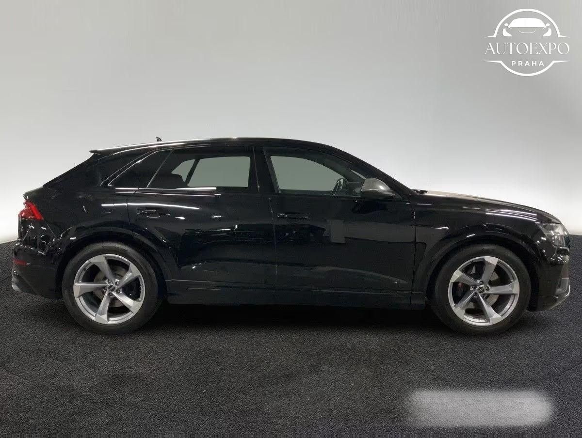 Audi SQ8, TFSI tiptronic - fotka 3
