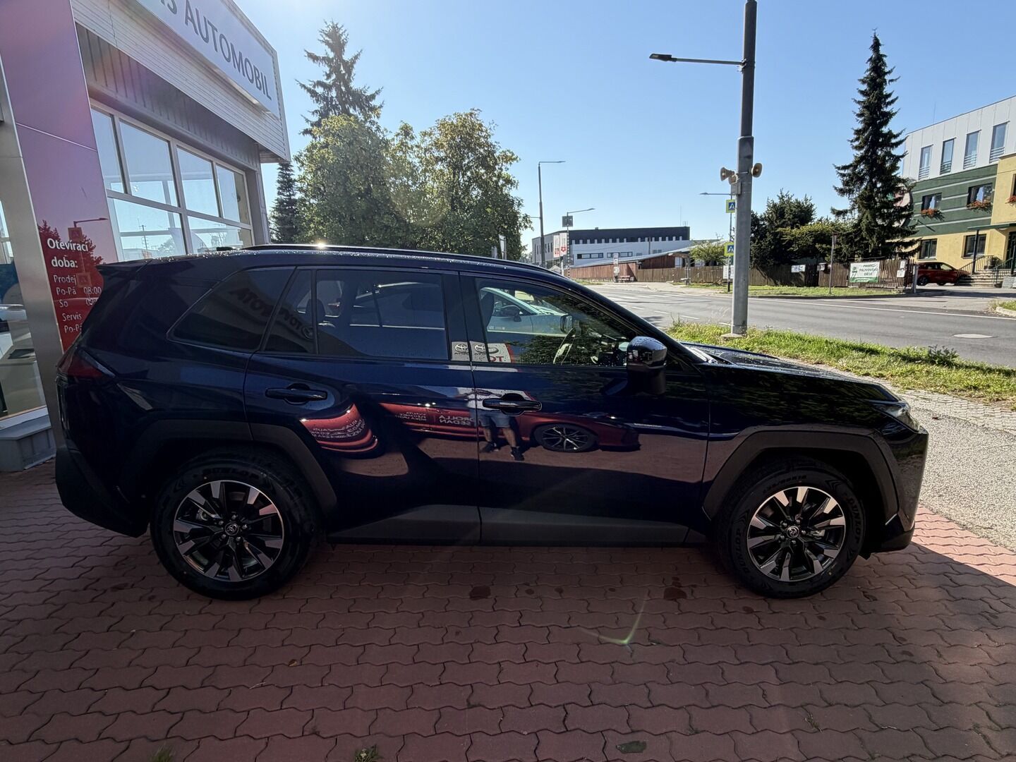Toyota Rav4, 2.5 Hybrid AT 4X4 Comfort Busi - fotka 4