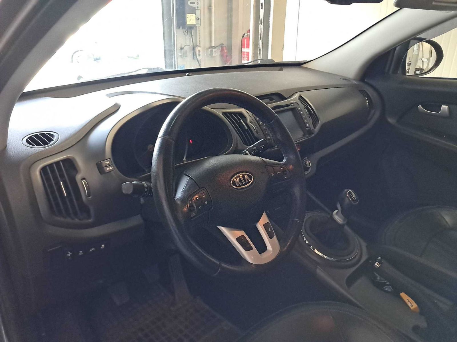 Kia Sportage, 2.0 CRDi, 4X4, Kožené sedačky - fotka 3