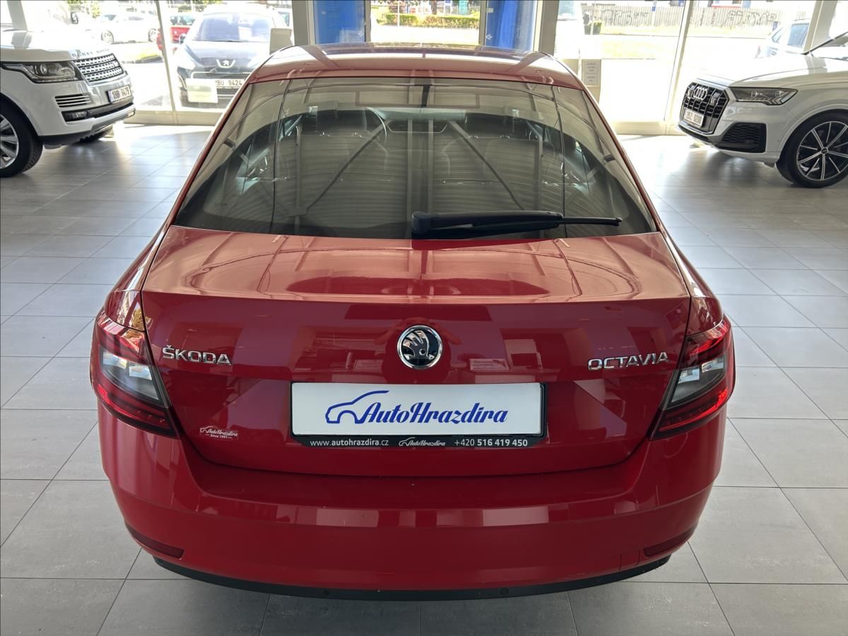 Škoda Octavia, 1,6   TDI 85kW,ČR,2.MAJ,STYLE - fotka 5