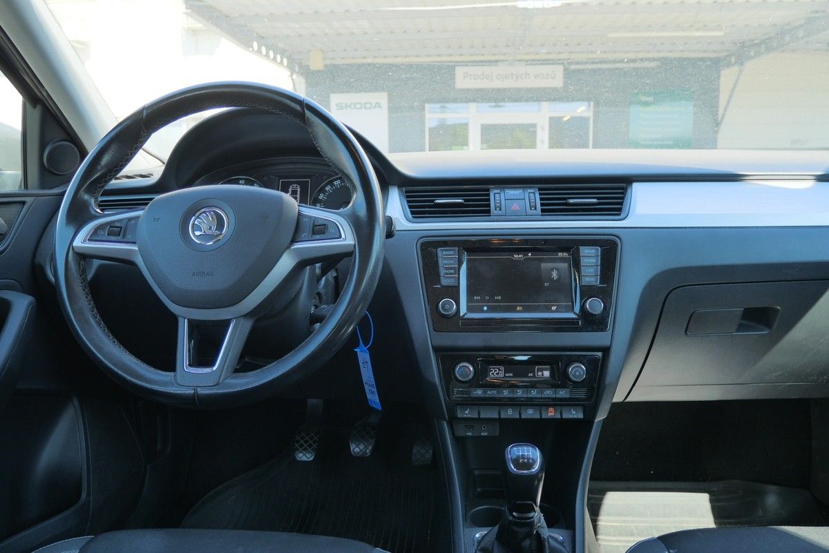 Škoda Rapid, 1.2 TSI 81 kW Ambition - fotka 6