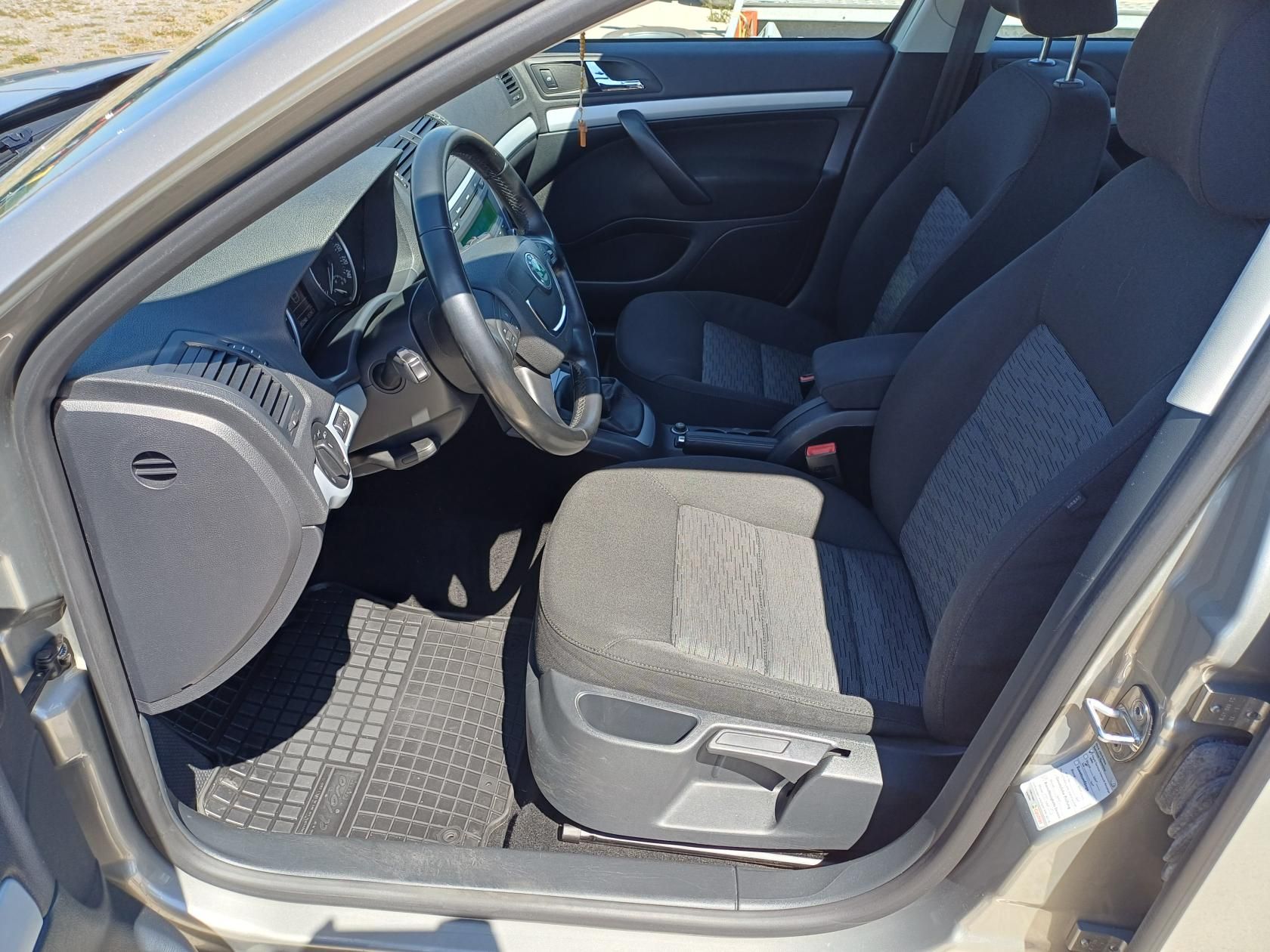 Škoda Octavia, 1.8Tsi 118kW Klima BEZ KOROZE - fotka 5
