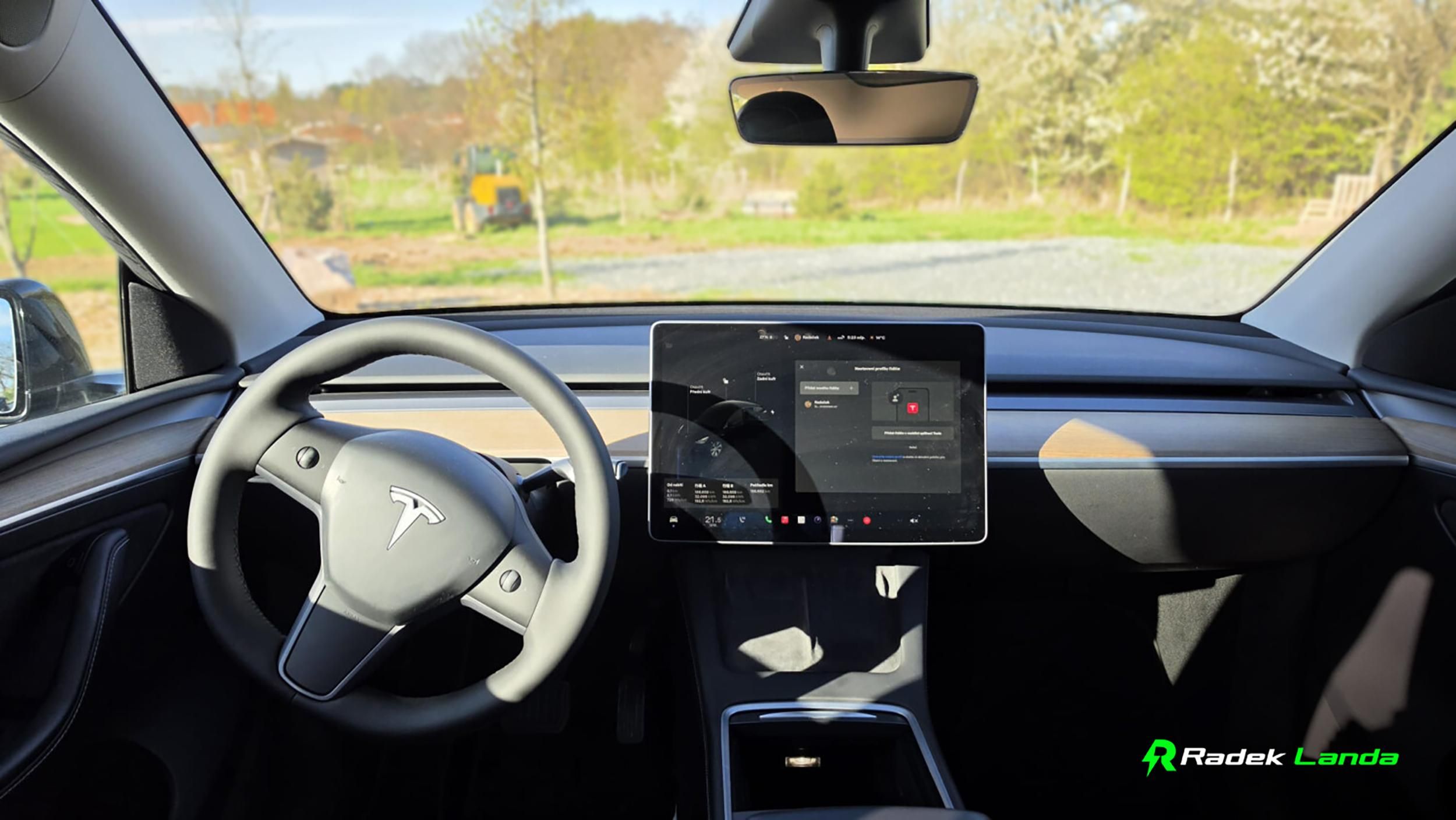 Tesla Model Y, Dual Motor 4×4 + možnost FSD - fotka 4