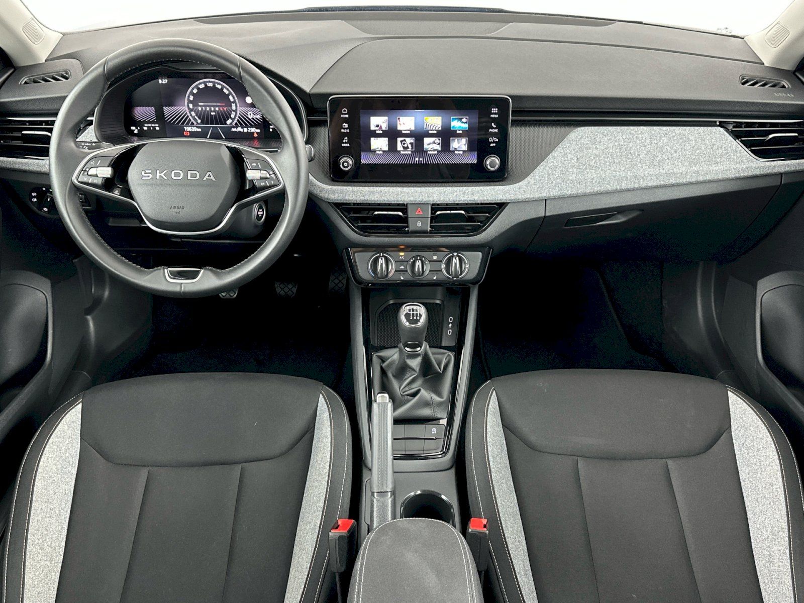 Škoda Scala, 1.0TSI 85kW Selection - fotka 5
