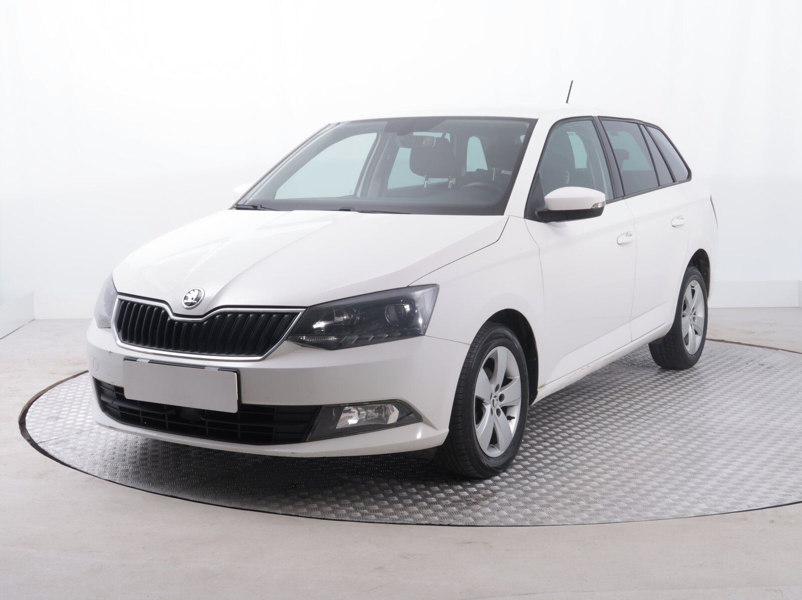 Škoda Fabia, 1.4 TDI, Style, po STK - fotka 2