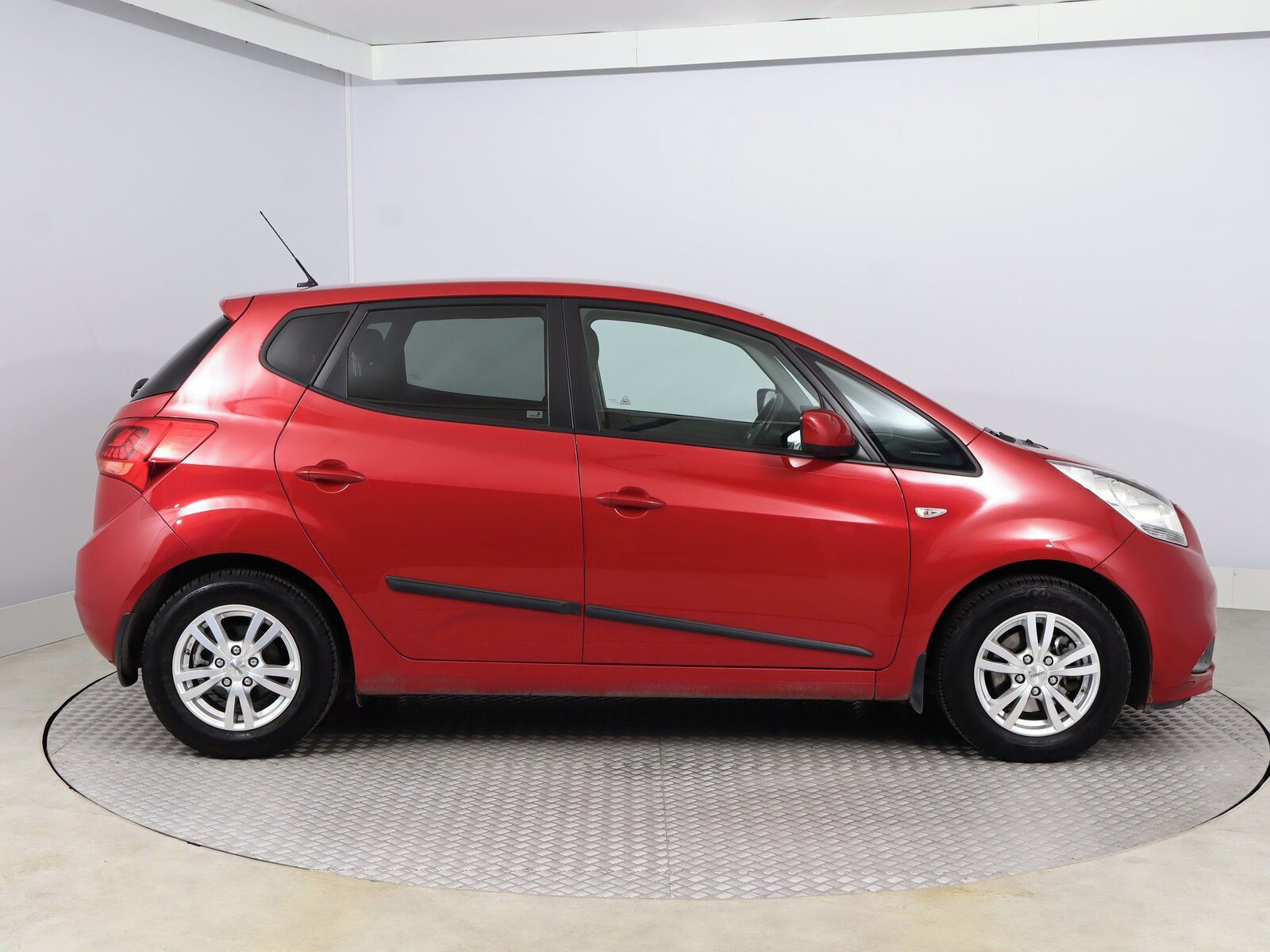 Kia Venga, 1.6 CVVT, ČR,1.maj, Serv.kniha - fotka 6