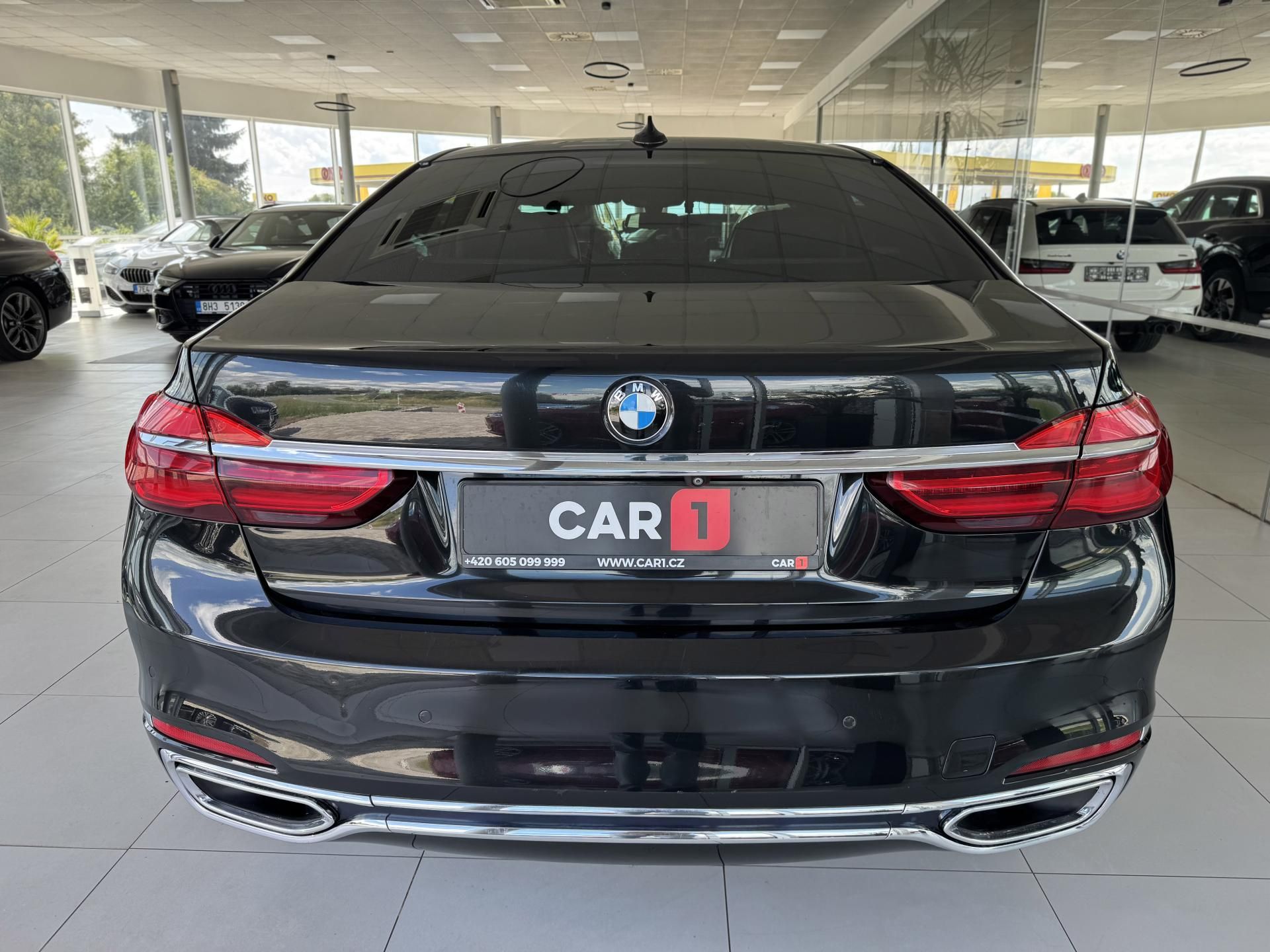 BMW Řada 7, 730d xDrive*Dověry*360°Kam*DPH - fotka 6