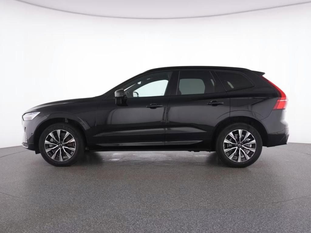 Volvo XC60, B4 2.0 AWD Plus*360° kamera* - fotka 6