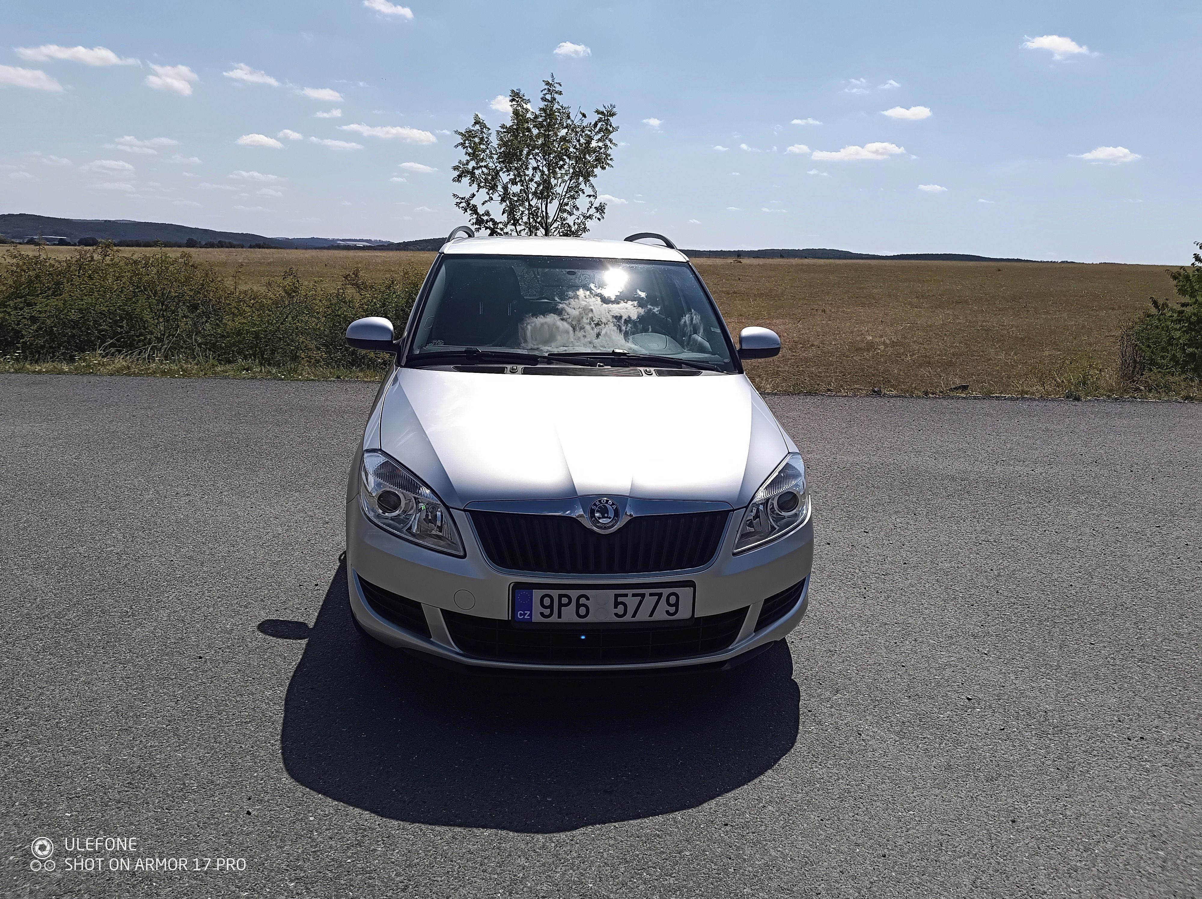 Škoda Fabia, 1.2 TSi !!54 000 Km!! serviska - fotka 2