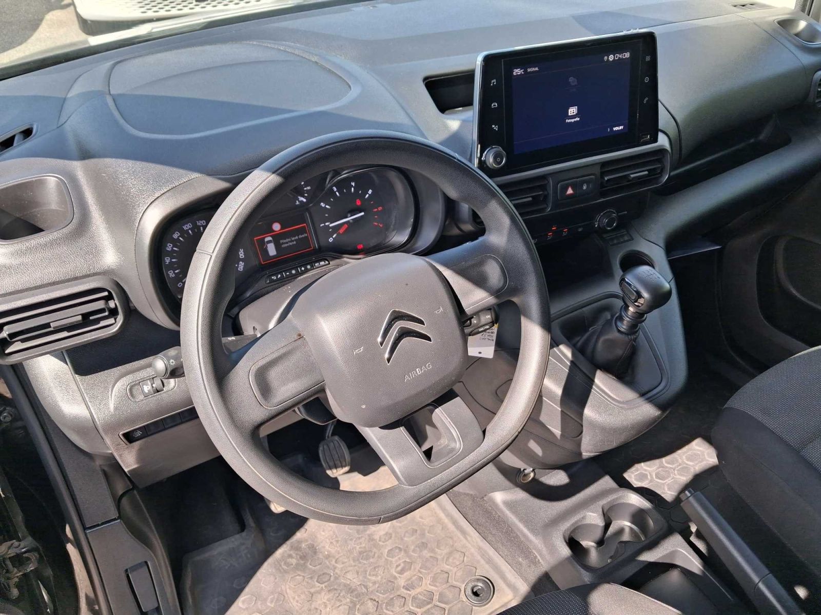 Citroën Berlingo, 1.5 BlueHDi, Live Pack, 5Míst - fotka 3