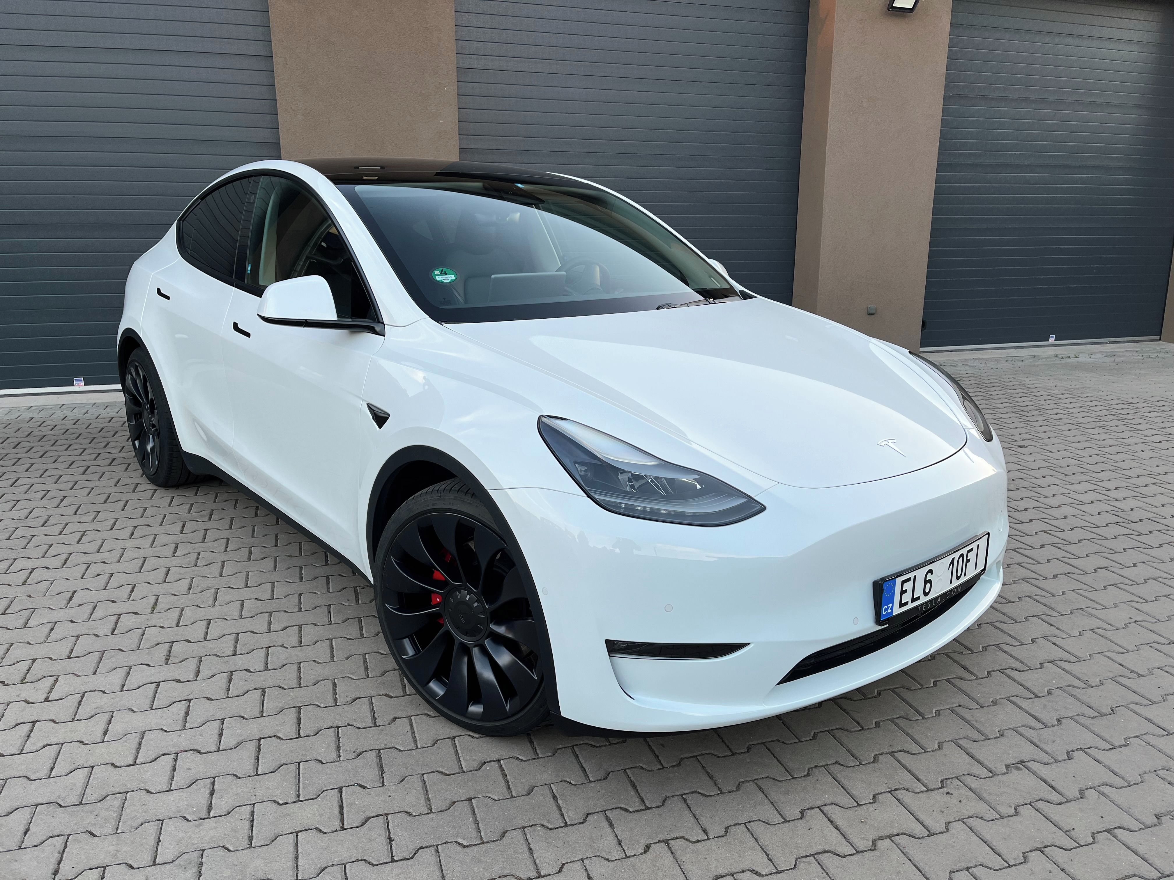 Tesla Model Y, PERFORMANCE 393 Kw ,RYZEN,DPH