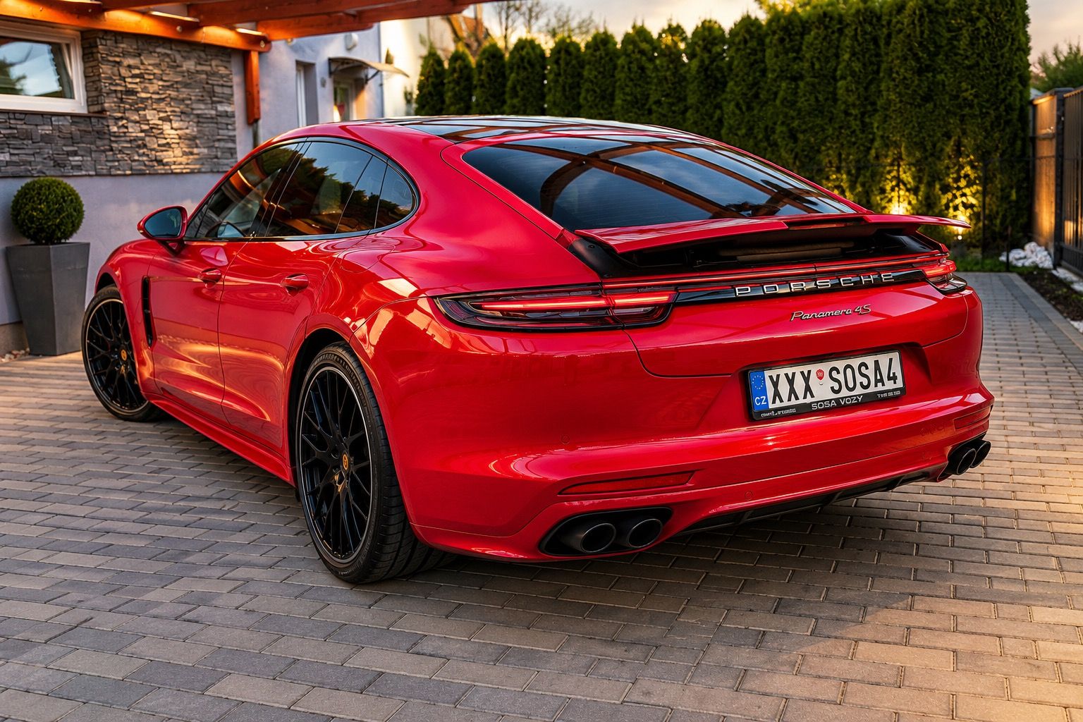 Porsche Panamera - fotka 5