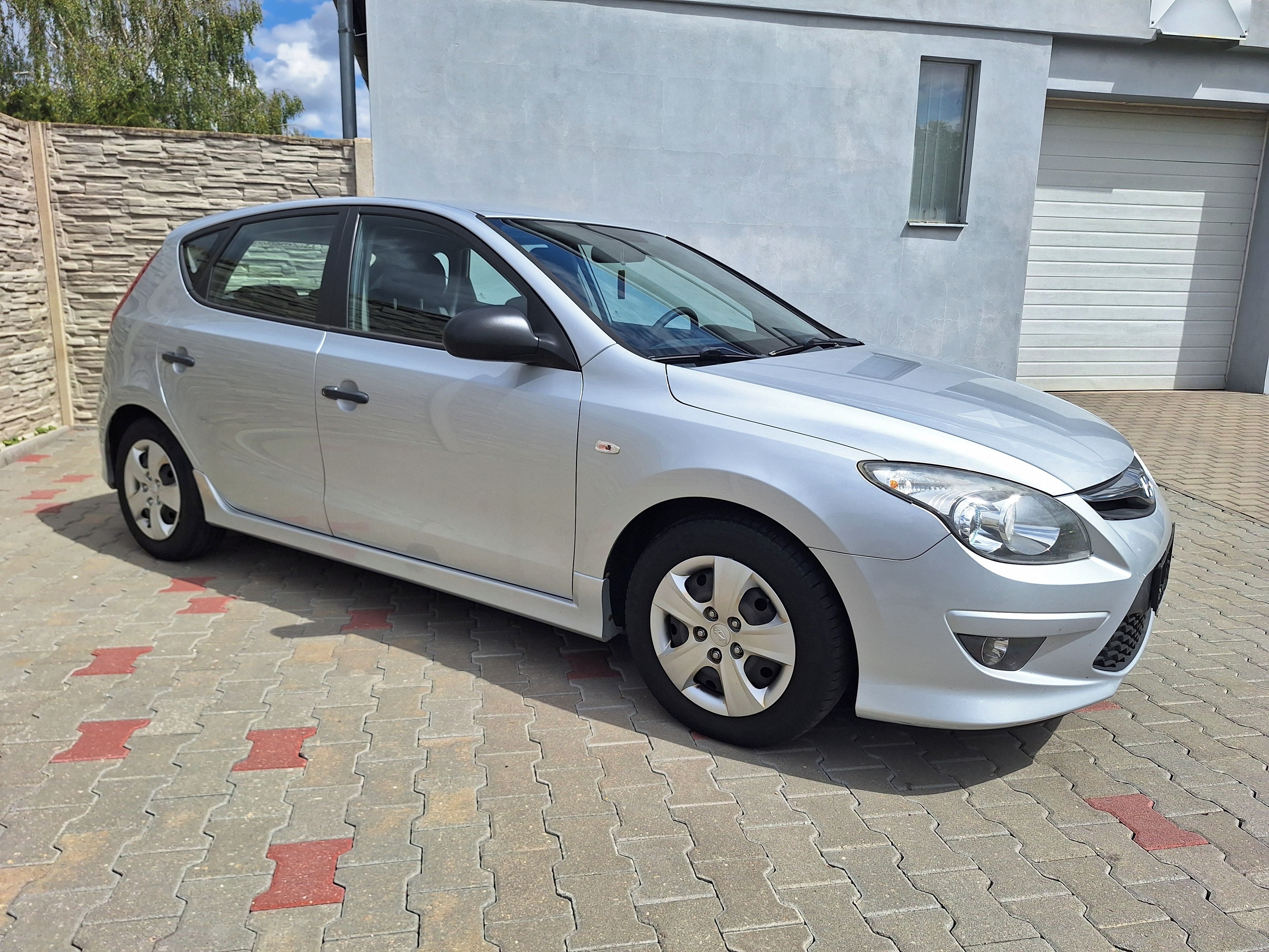 Hyundai i30, 1,4i 77kW - fotka 5