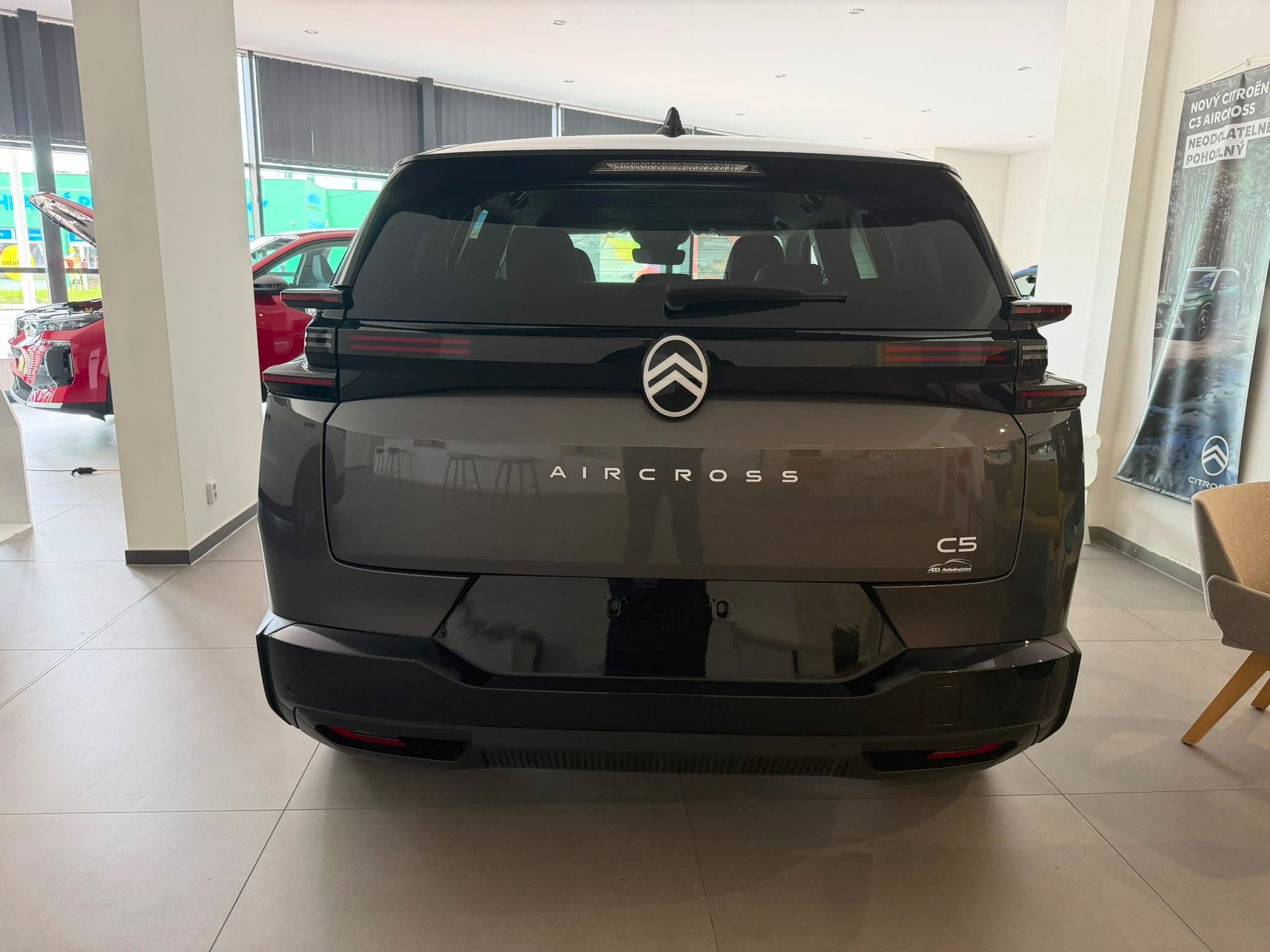 Citroën C5 Aircross, MAX Plug-in Hybrid 195k Automa - fotka 6