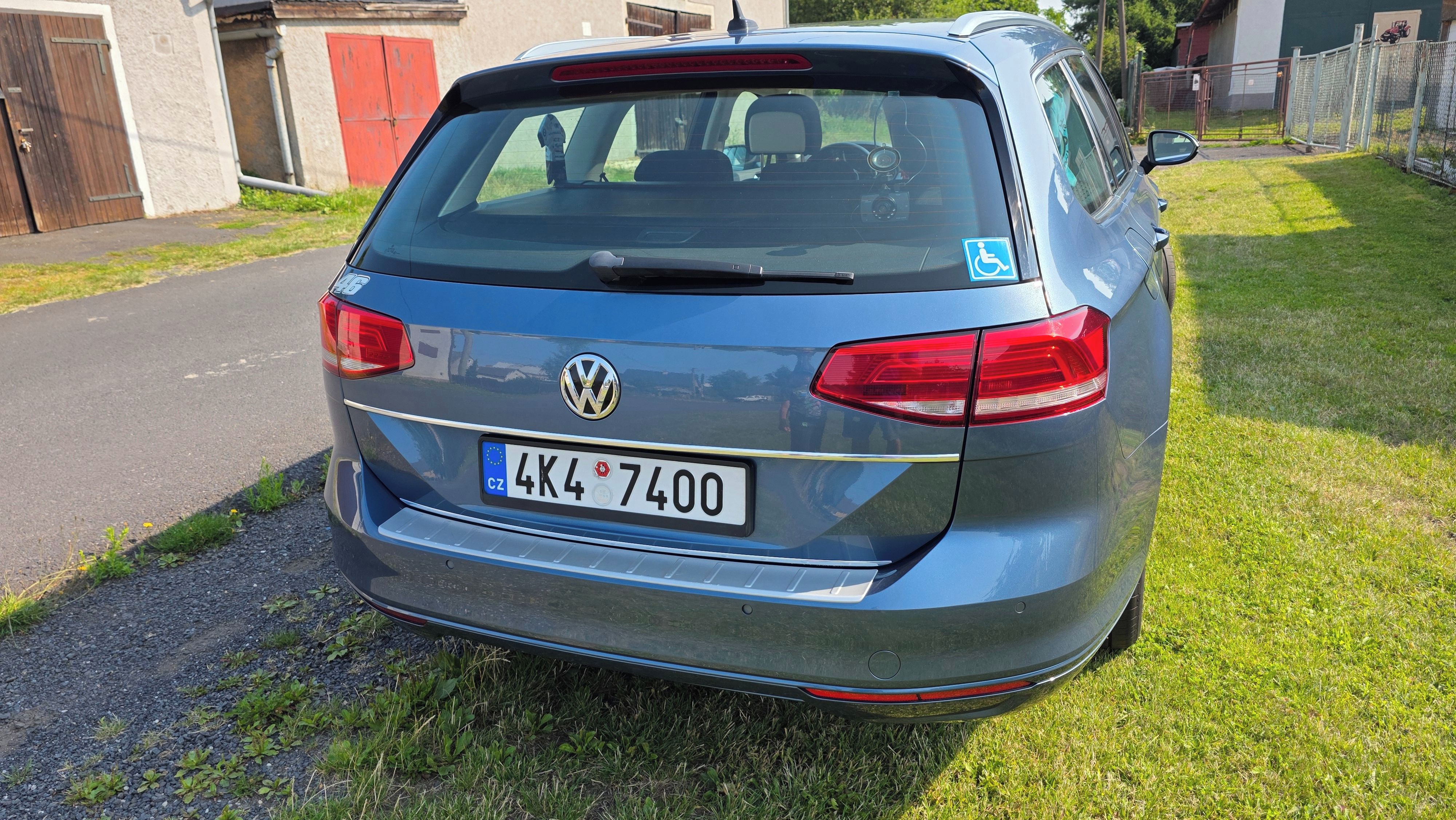Volkswagen Passat Variant, VW Passat 2.0 tdi110 kW - fotka 4