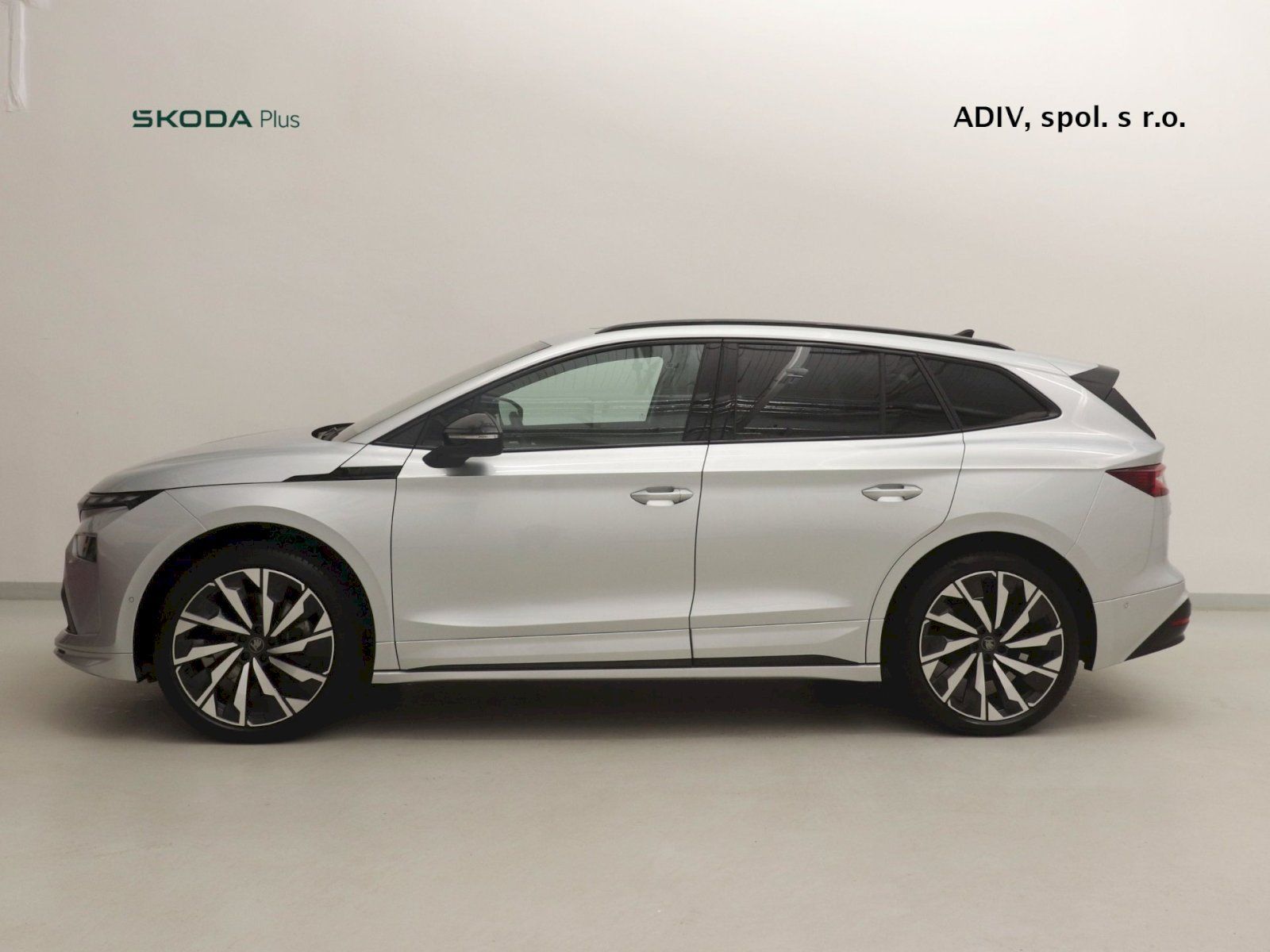 Škoda Enyaq iV, 85x 210 kW 4x4 Sportline - fotka 3