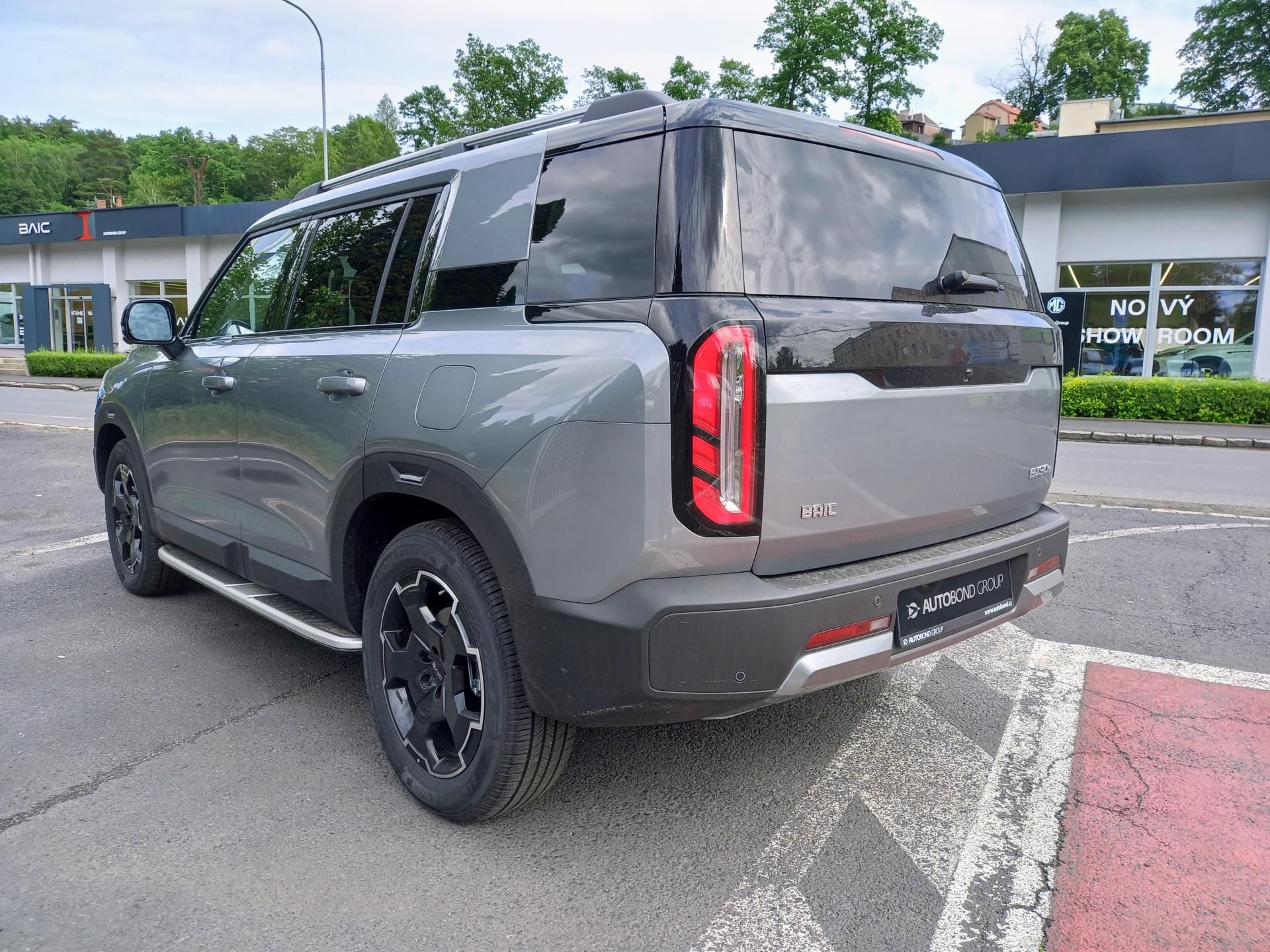BAIC BJ30, ALL IN 1.5T 298kW HEV 4×4 - fotka 6