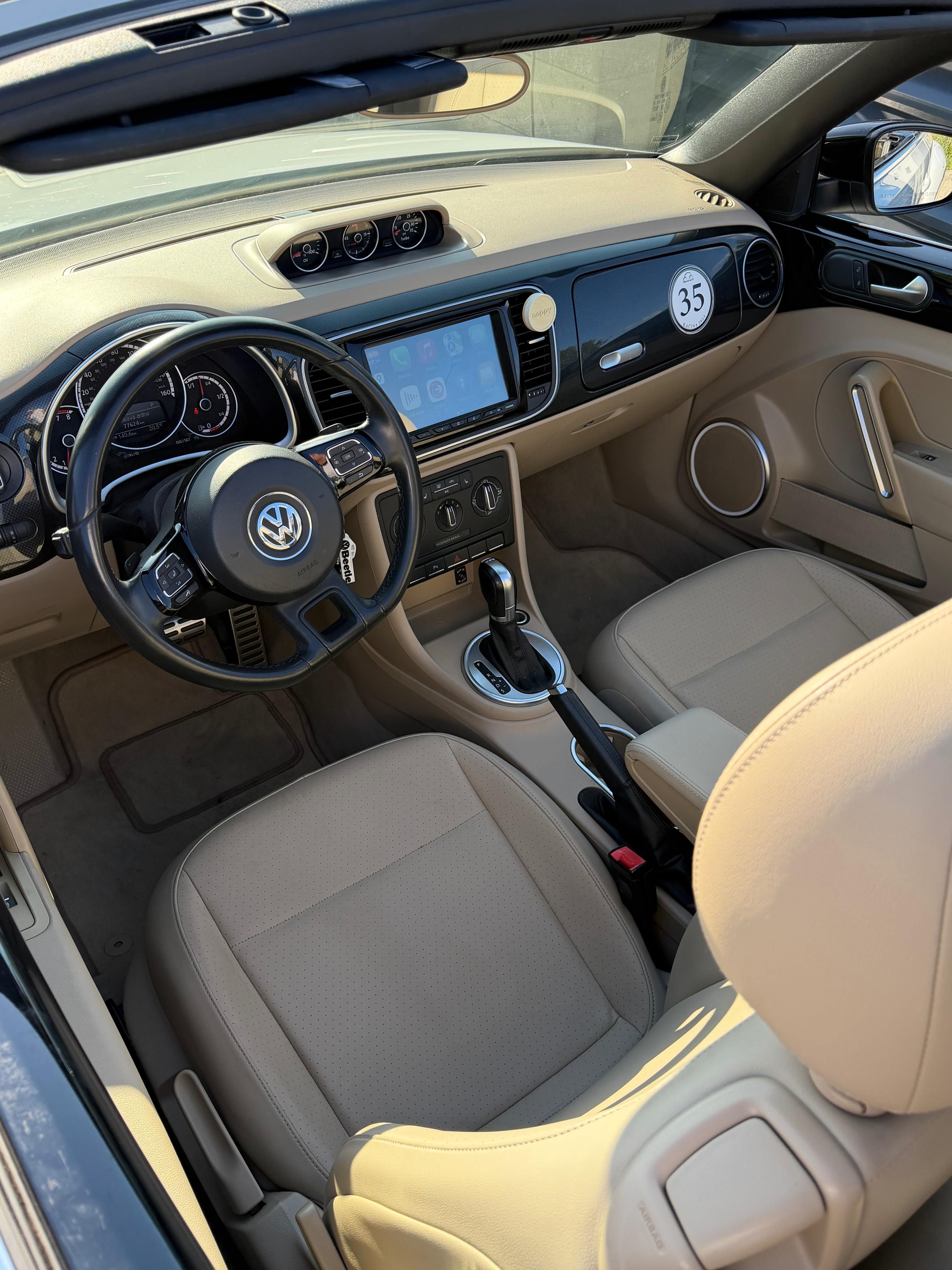 Volkswagen Beetle, VW Beetle Cabrio R-Line 2.0TSI - fotka 3