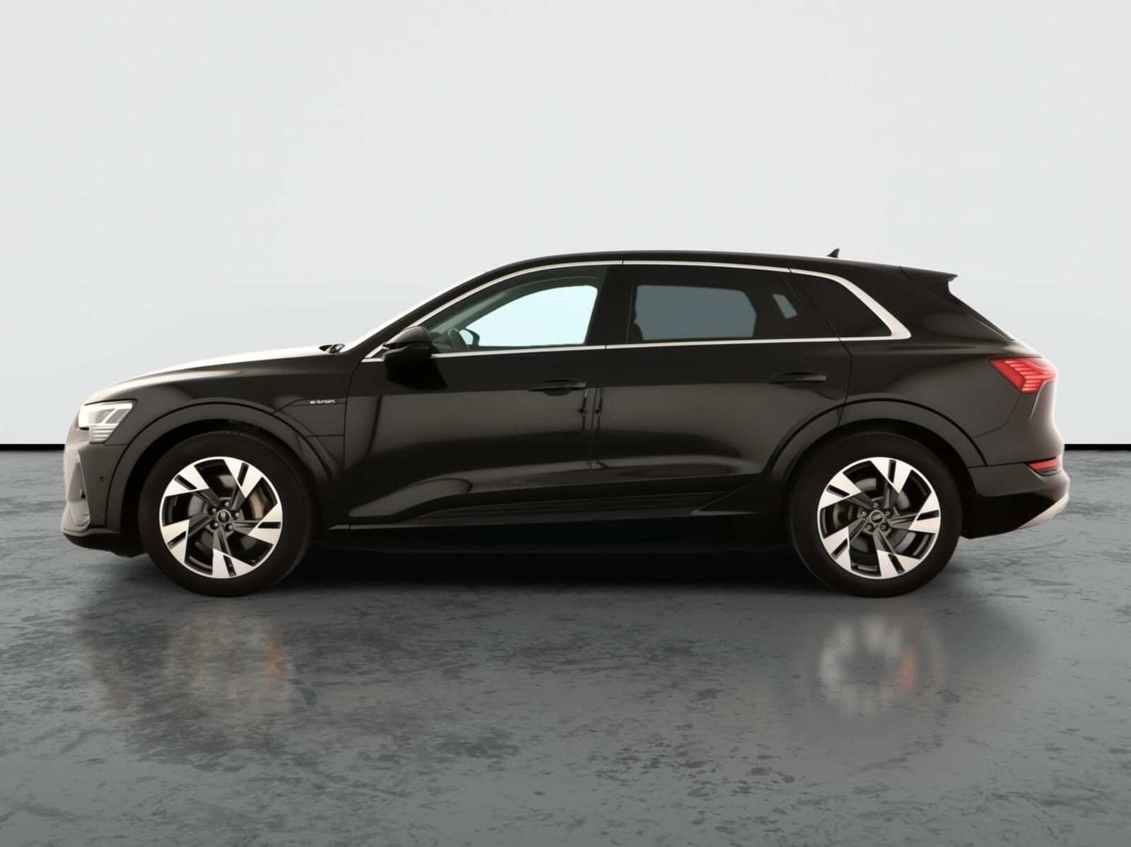 Audi e-tron, e-tron 50 quattro, SoH 96% - fotka 2
