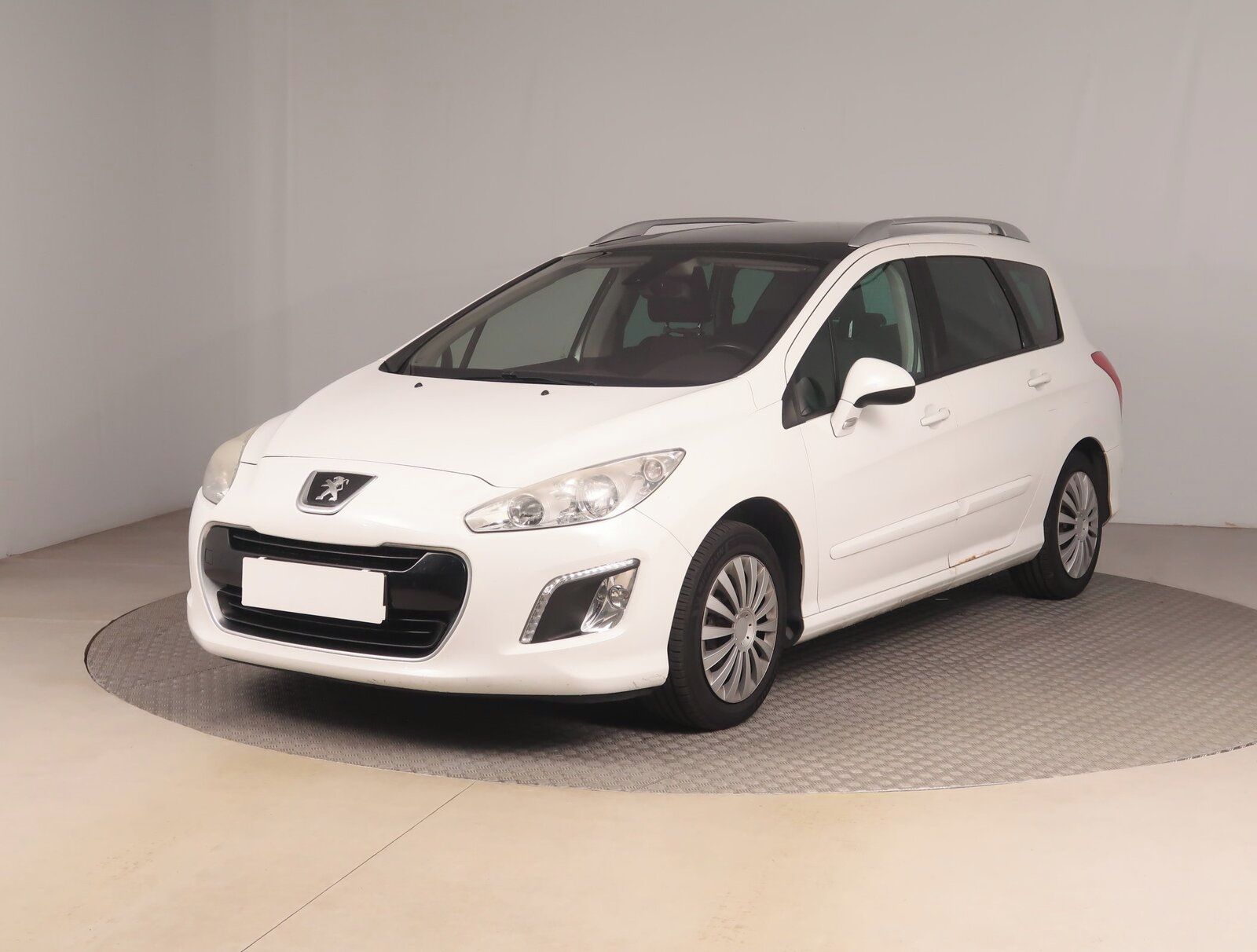 Peugeot 308, 1.6 VTi, Automatická klima - fotka 2