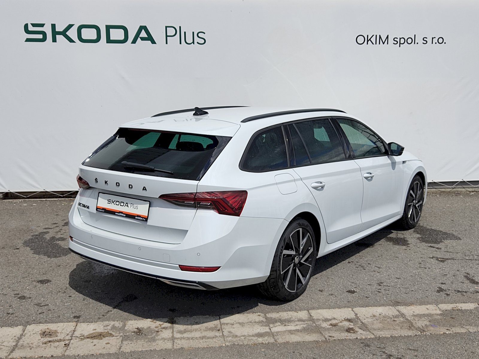 Škoda Octavia, Combi SportLine 2,0 Tdi 110 Kw - fotka 2