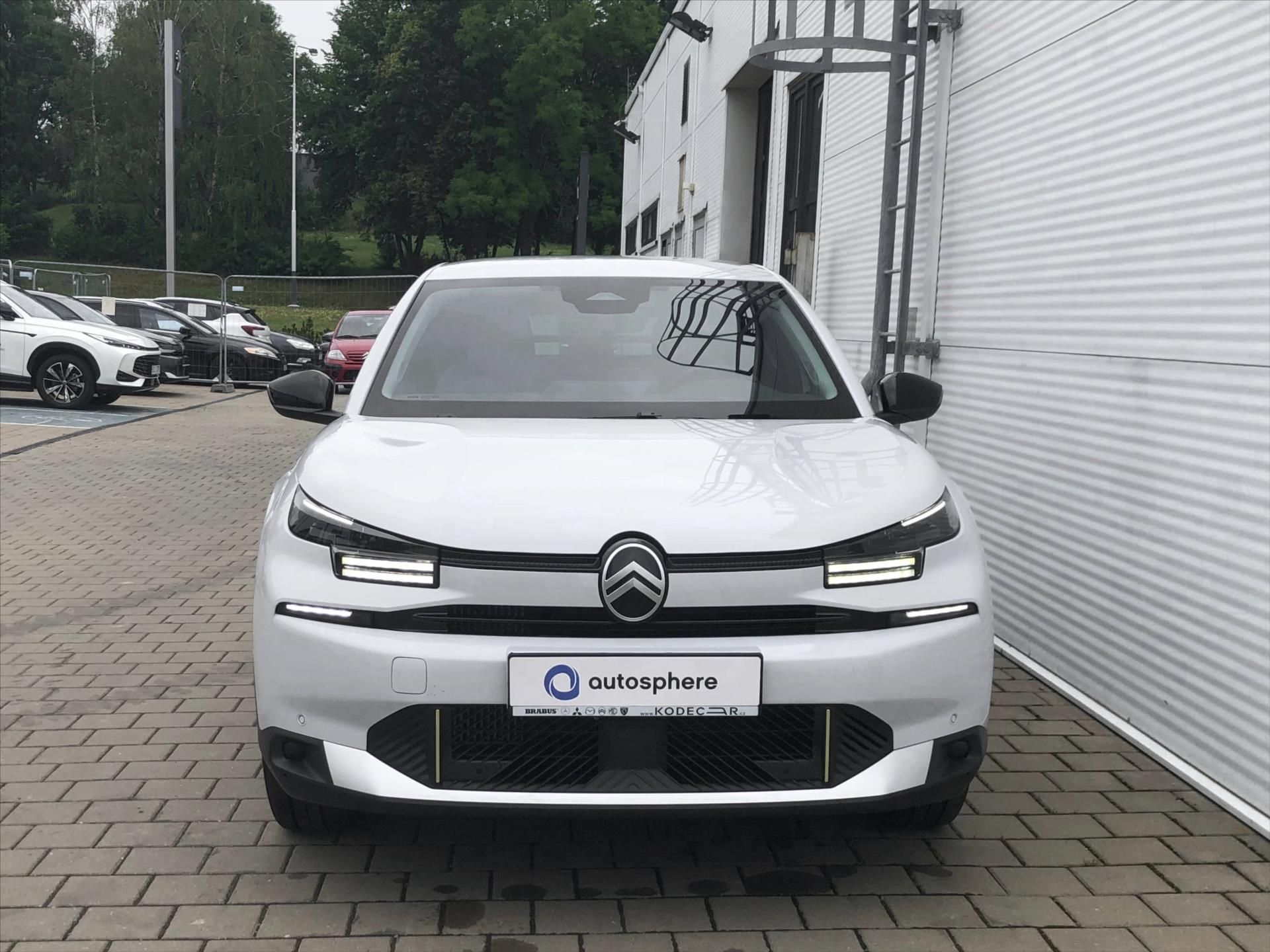 Citroën C4, 1,2 Petrol MAX 130k Automatic - fotka 2