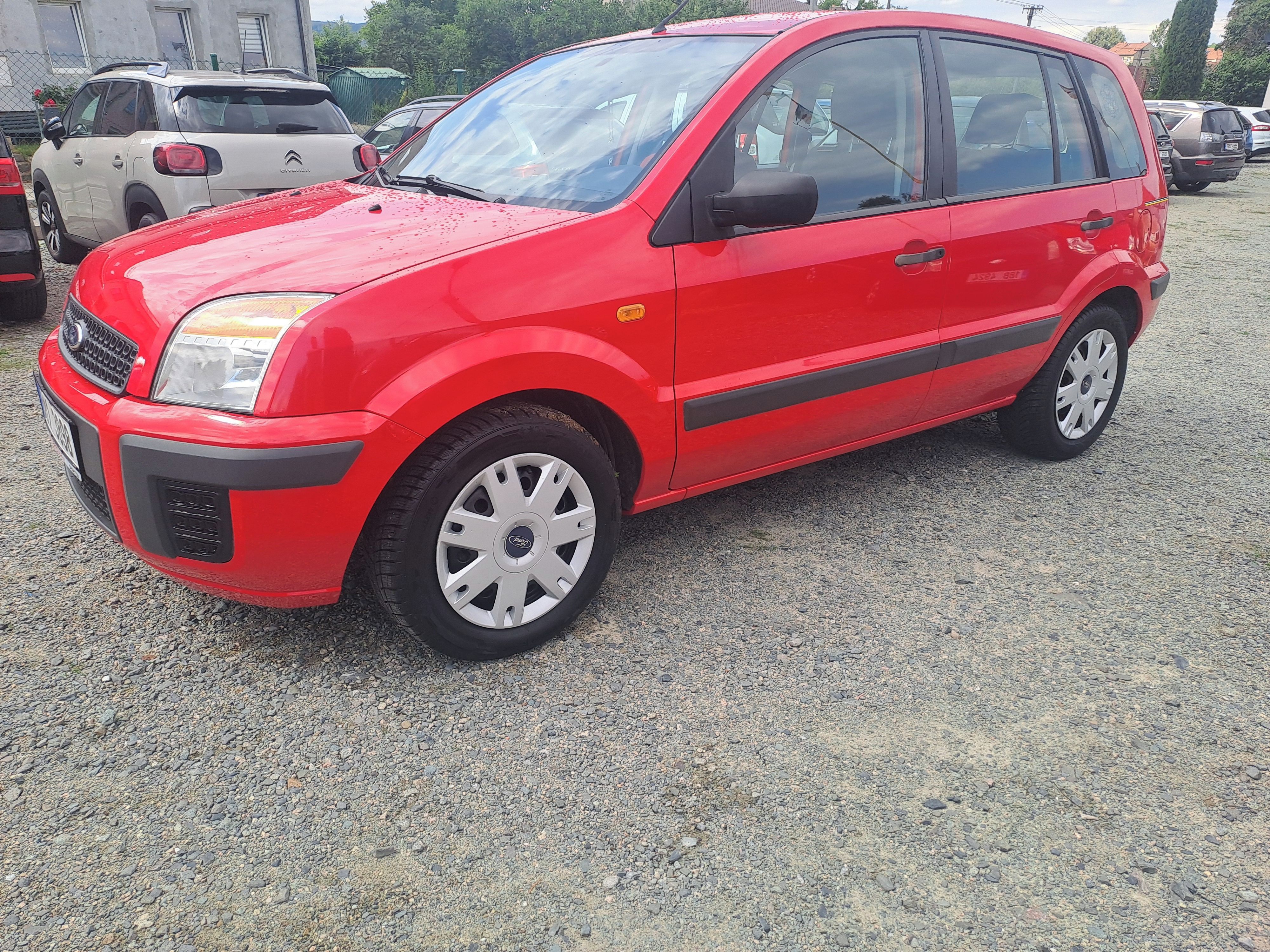 Ford Fusion, 1,4 16v TREND, PO SERVISU! - fotka 2