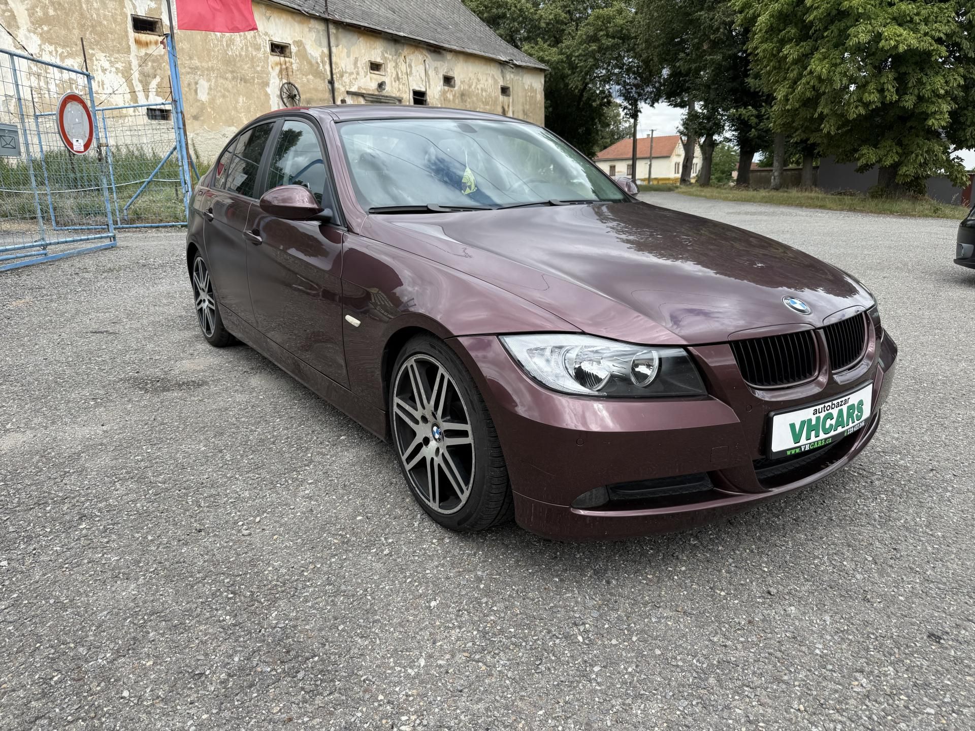 BMW Řada 3, 2,0i  Navigace - fotka 3