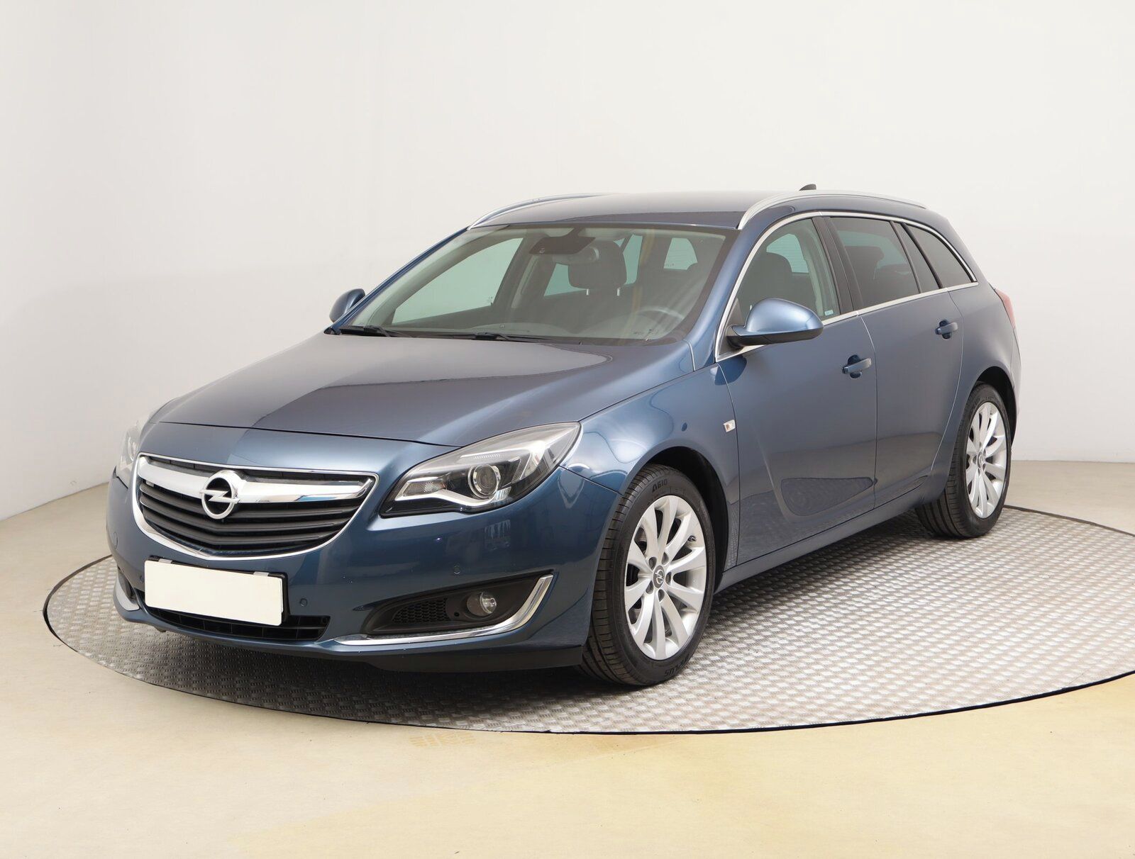 Opel Insignia, 2.0 CDTI, Automat, Navi - fotka 2