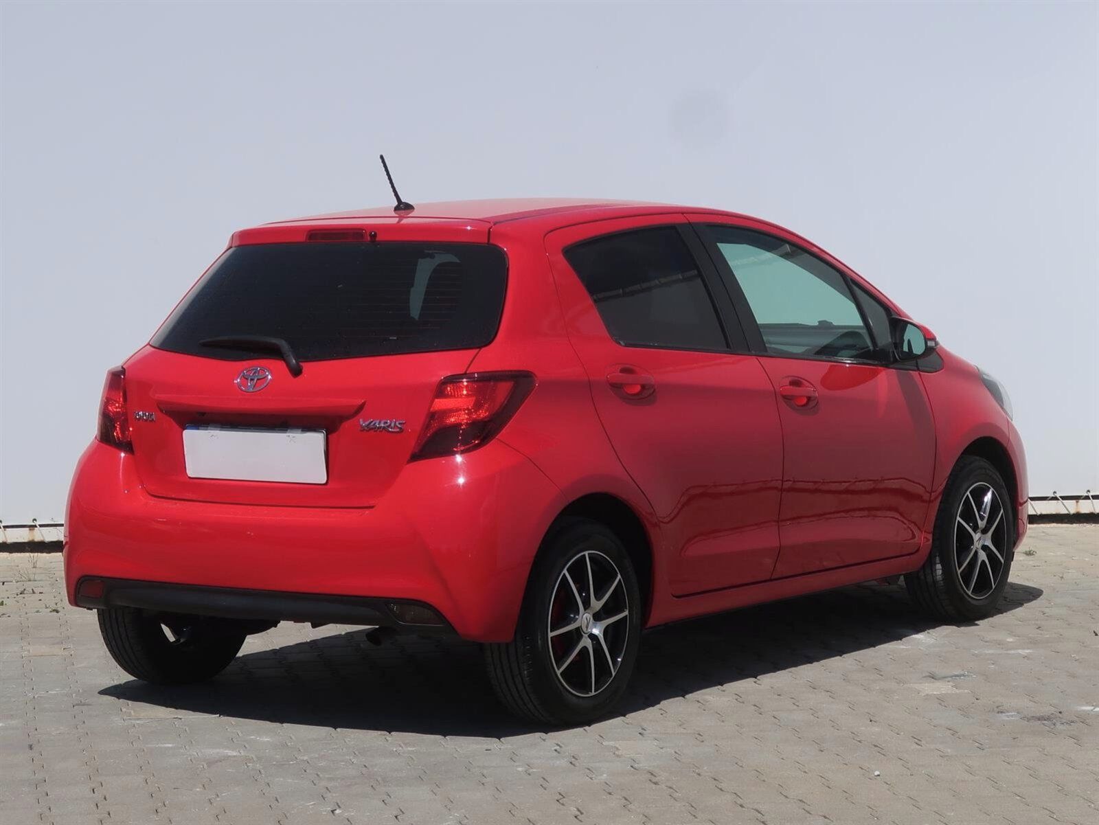 Toyota Yaris, 1.33 Dual VVT-i, Serv.kniha - fotka 5