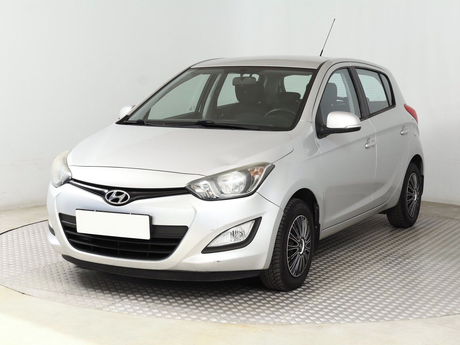 Hyundai i20, 1.2, Classic+, po STK - fotka 2