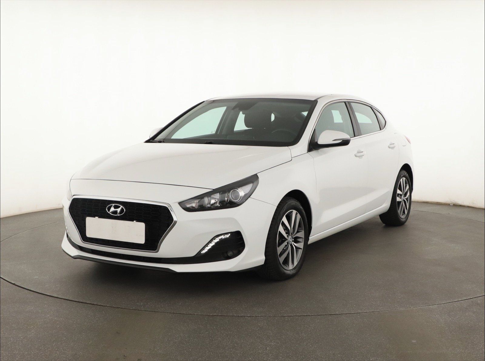 Hyundai i30, 1.4 T-GDI, Komfort, Klima - fotka 3