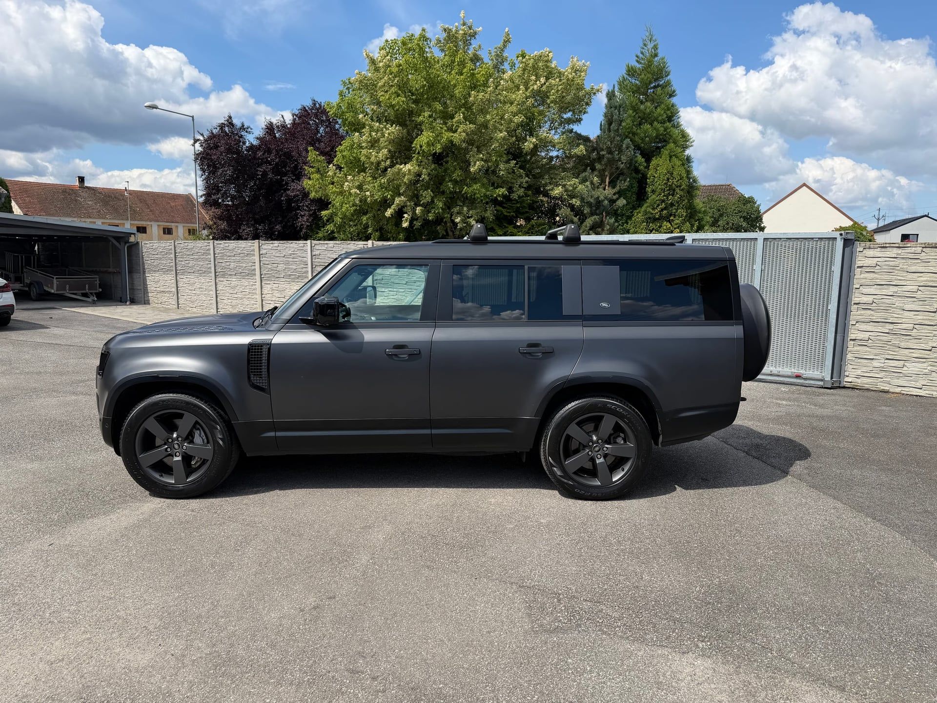 Land Rover Defender, P400/130/X-Dynamic HSE/ČR/HUD - fotka 6