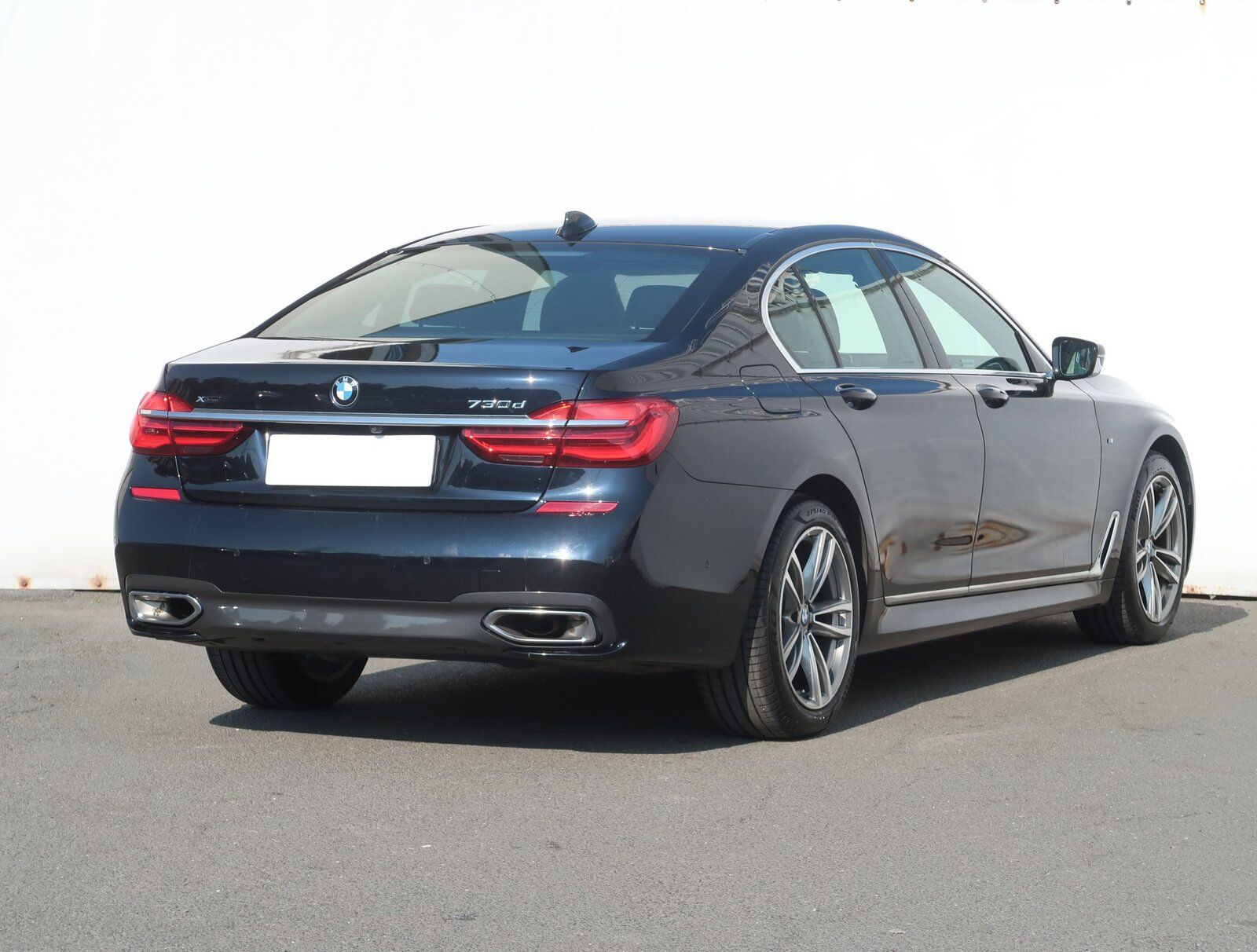 BMW Řada 7, 730 d xDrive, M Paket, 4X4 - fotka 5