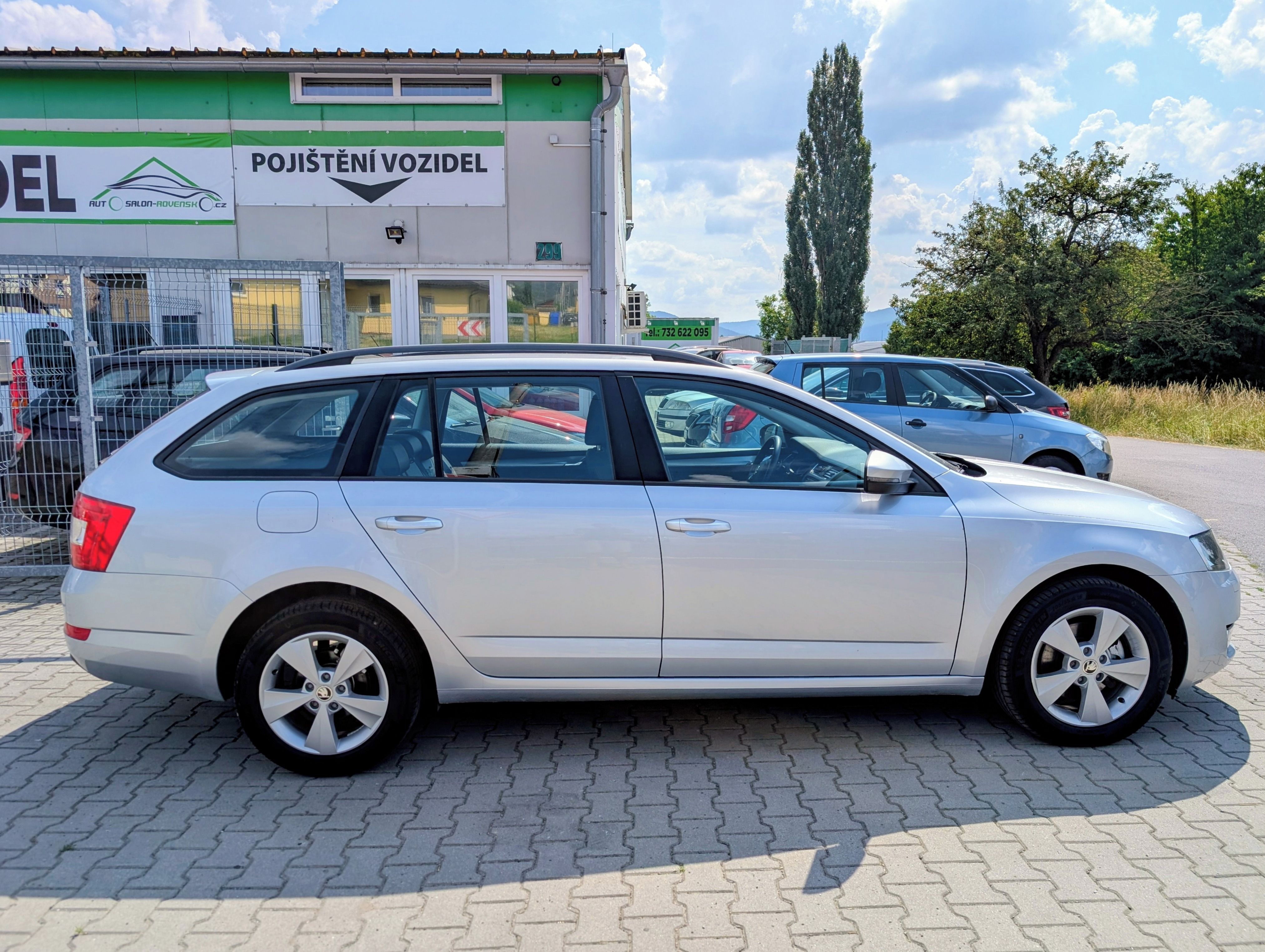 Škoda Octavia, III COMBI 2.0TDi 110kW DSG - fotka 6