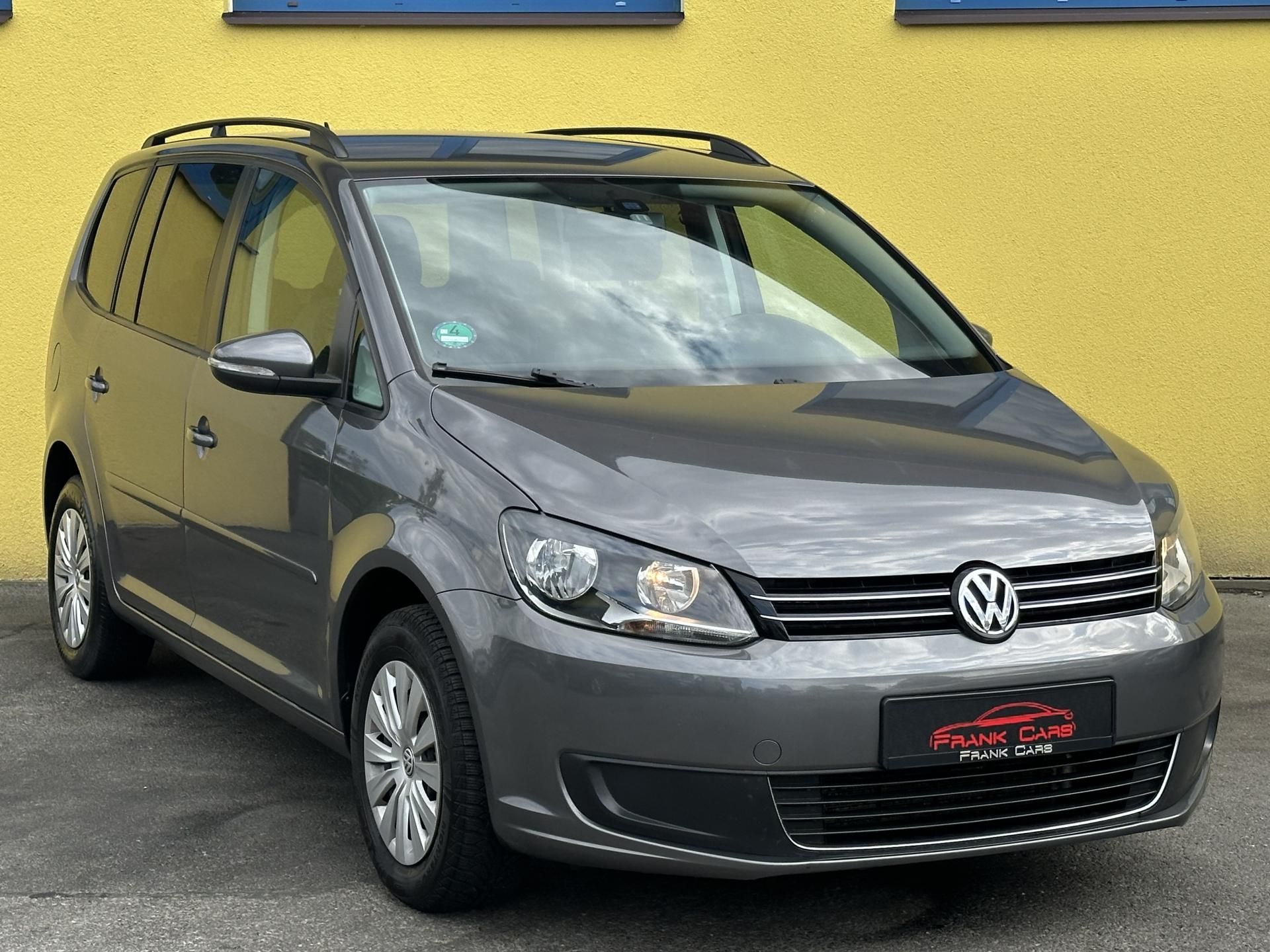 Volkswagen Touran, 1.2TSI/77kW * 2.Maj. - fotka 2