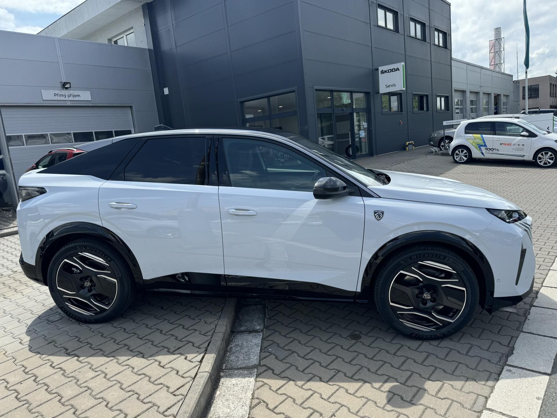 Peugeot 3008, GT - fotka 4