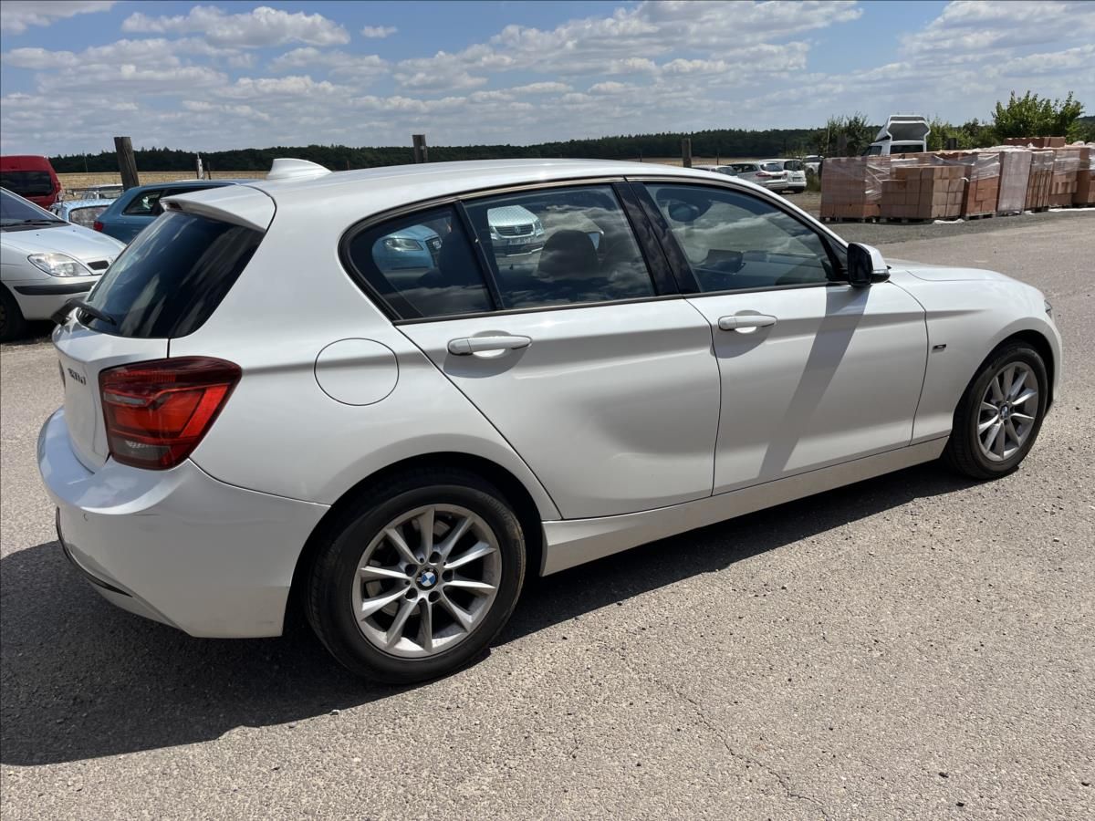 BMW Řada 1, 2,0 120d AUTOMAT HARMAN NAVI - fotka 5