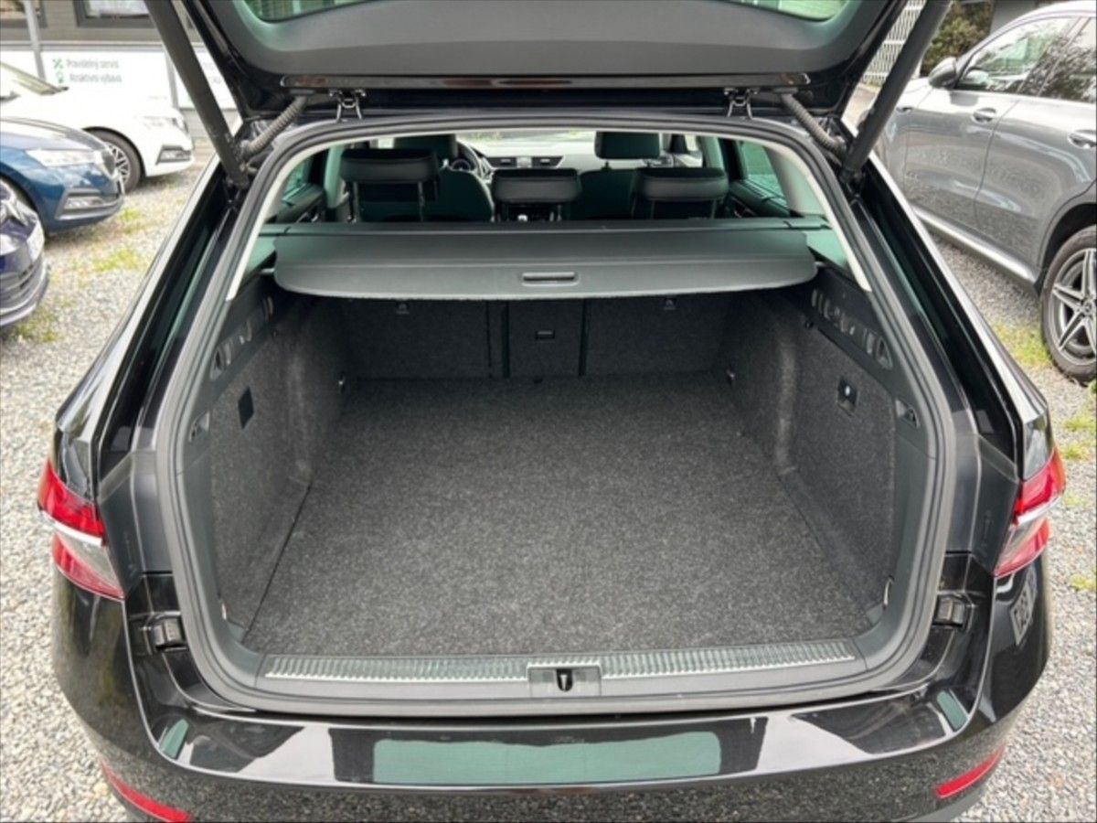 Škoda Superb, 1,4 PHEV 160 L&K AT - fotka 6