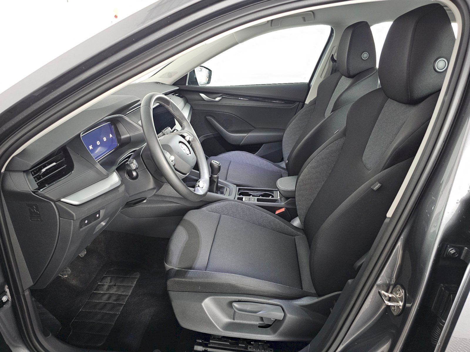 Škoda Octavia, COMBI 1.5TSi 85kW ESSENCE - fotka 6